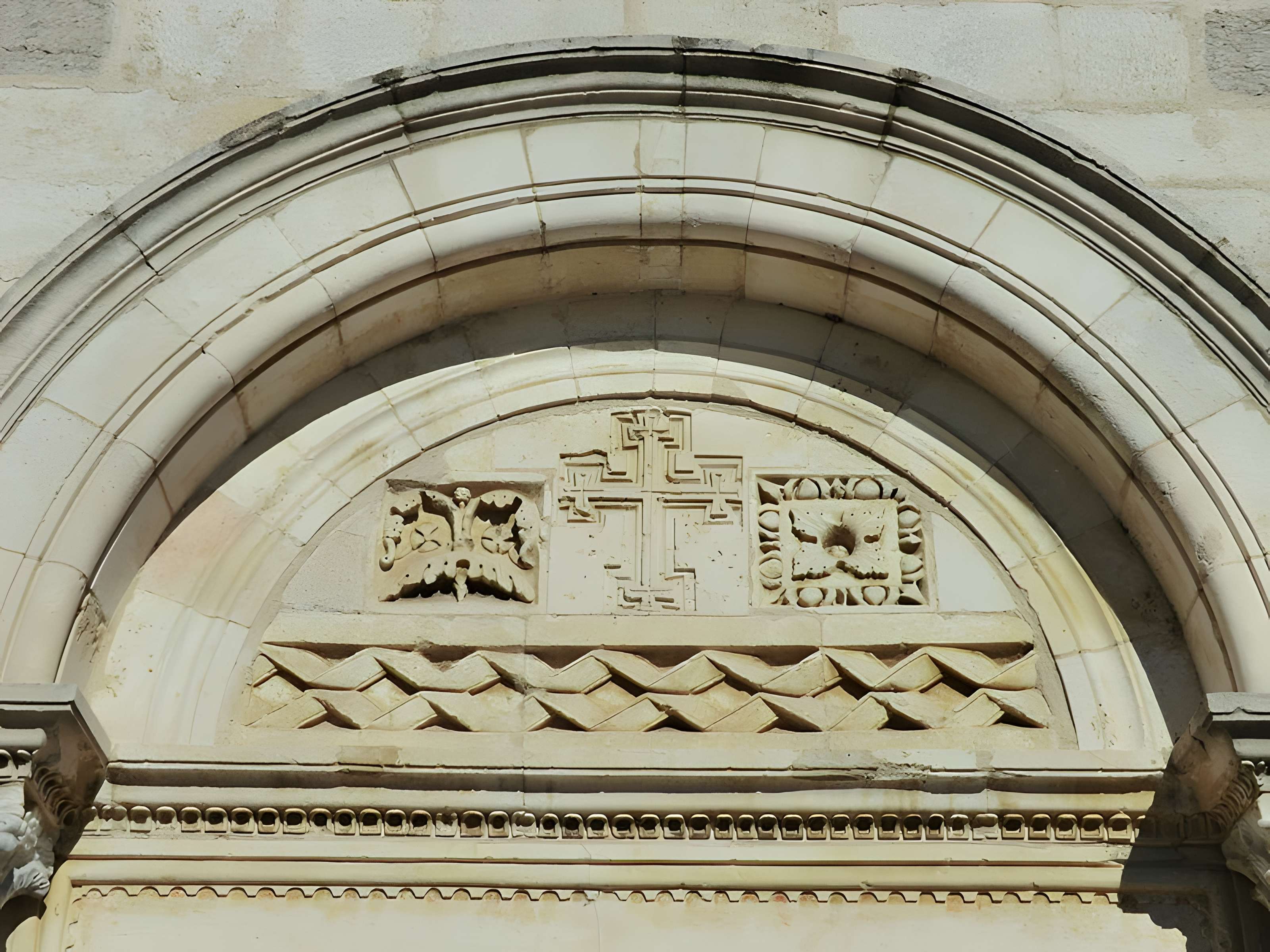 Église Saint-Pierre-Saint-Paul de Versailleux
