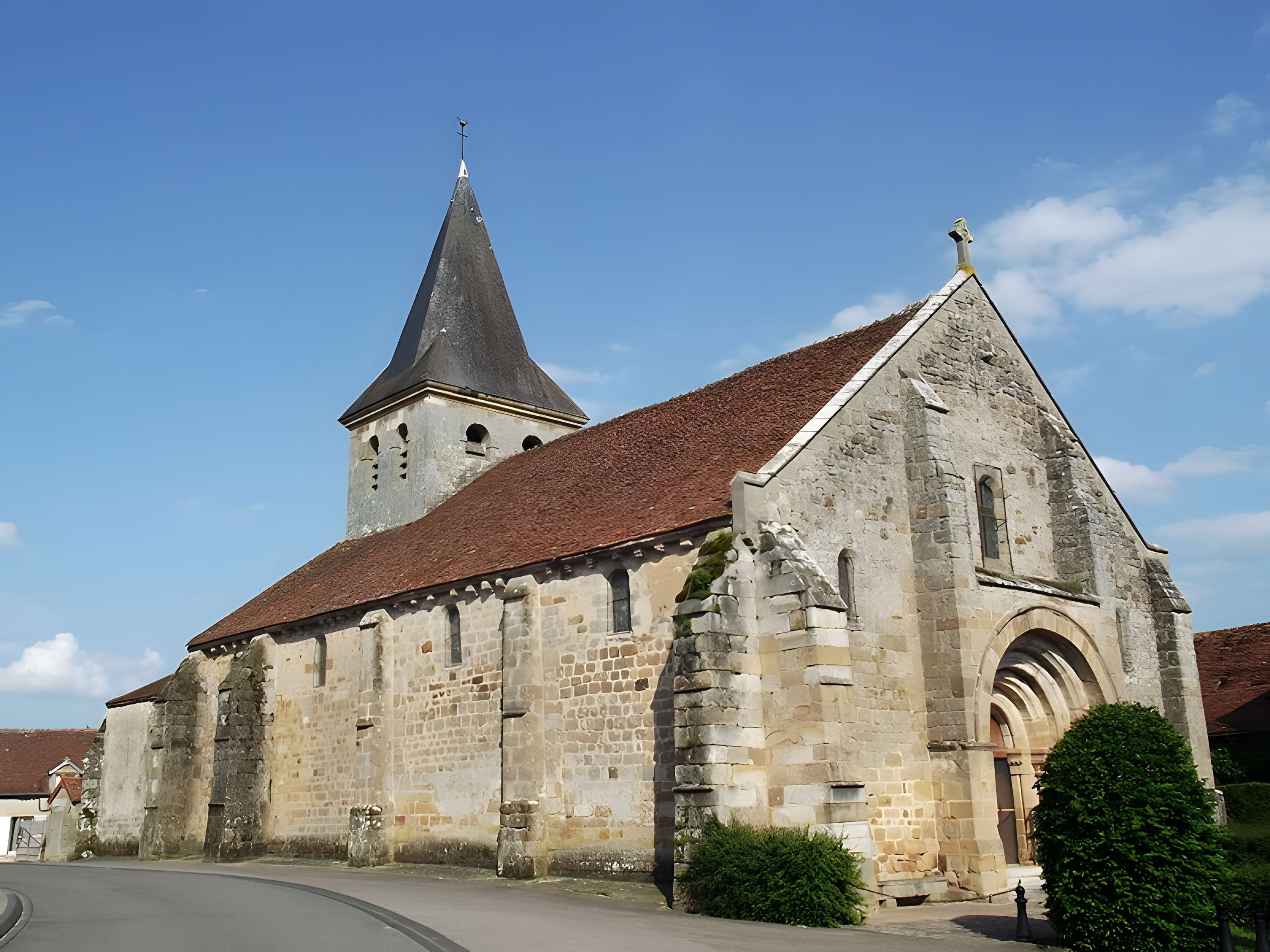 Église Saint-Placide de Saint-Plaisir 