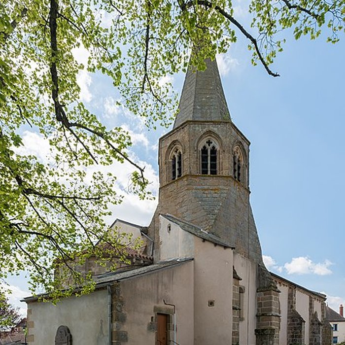 Photo de Église Saint-Priest de Saint-Priest-en-Murat