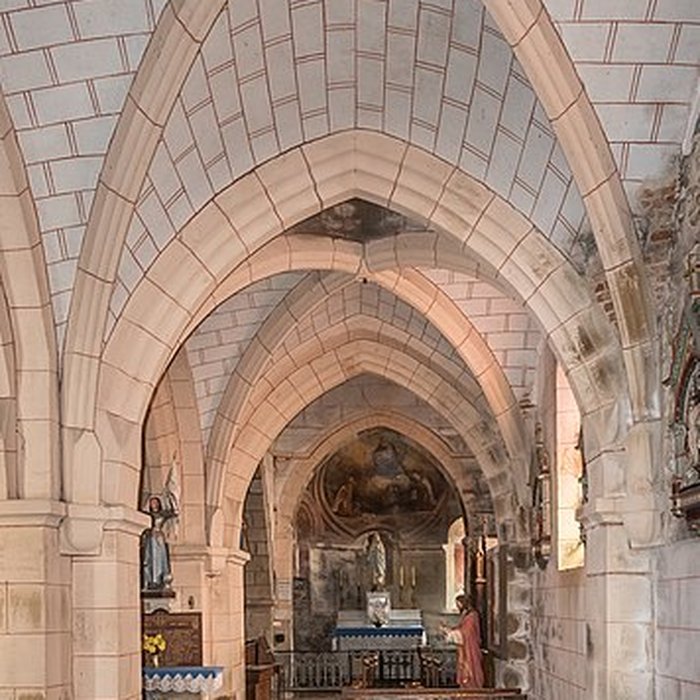 Photo de Église Saint-Priest de Saint-Priest-en-Murat