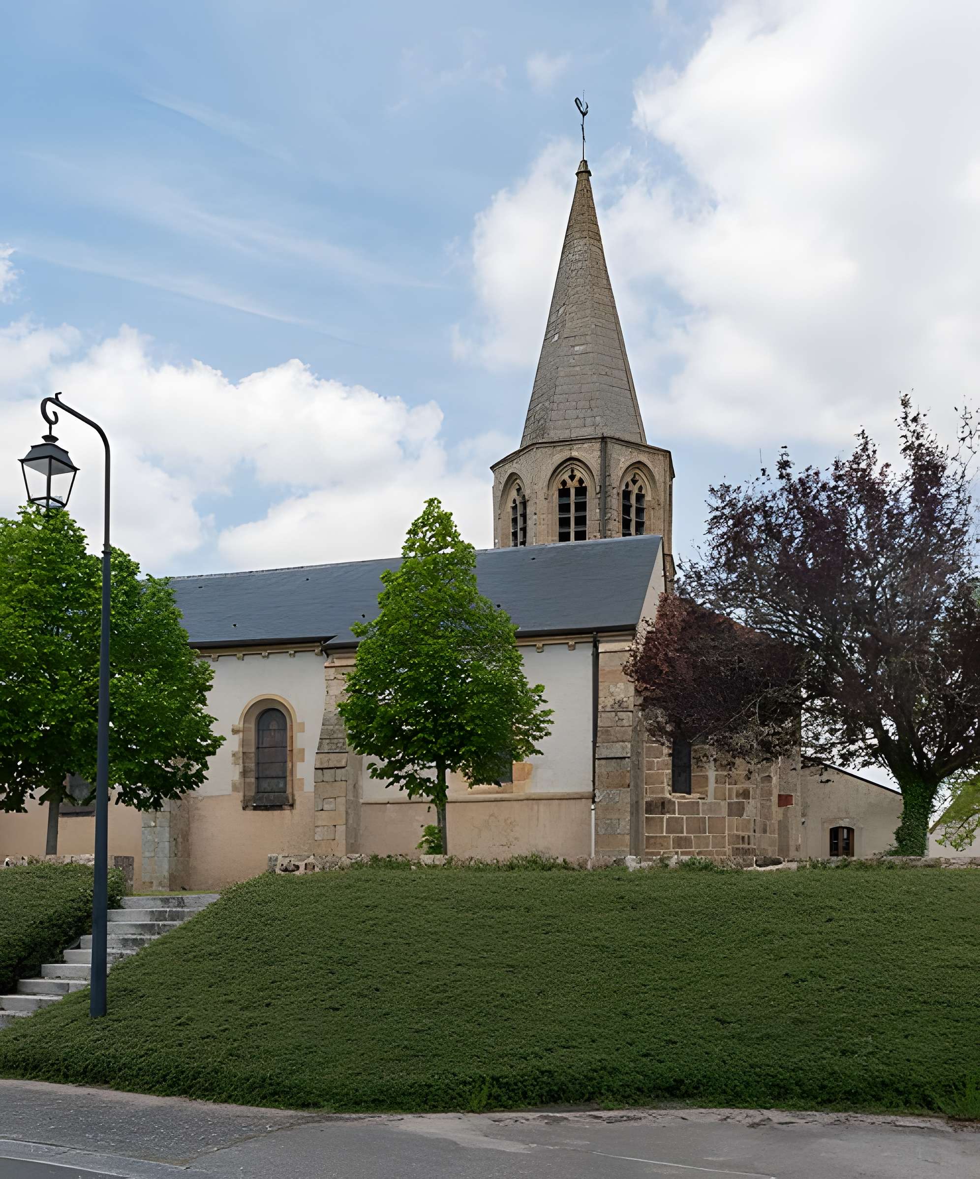 Église Saint-Priest de Saint-Priest-en-Murat