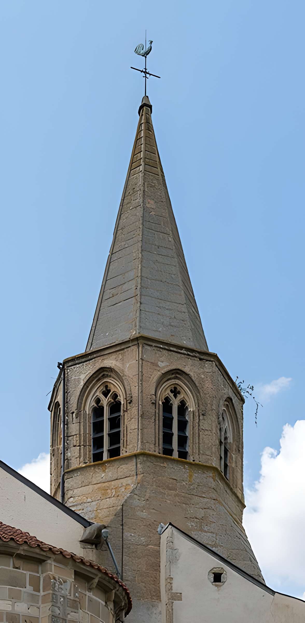 Église Saint-Priest de Saint-Priest-en-Murat
