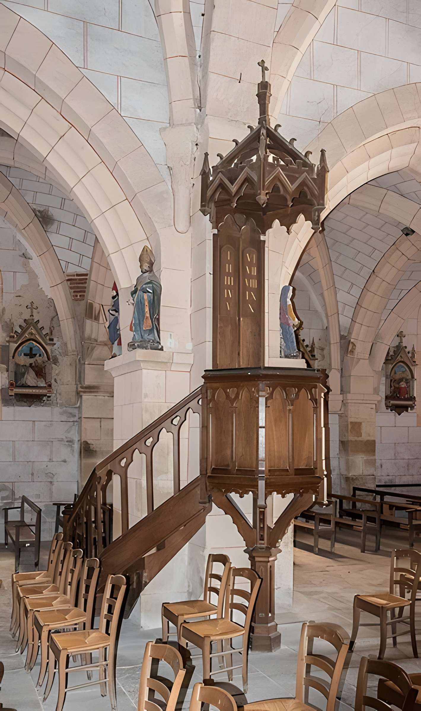 Église Saint-Priest de Saint-Priest-en-Murat