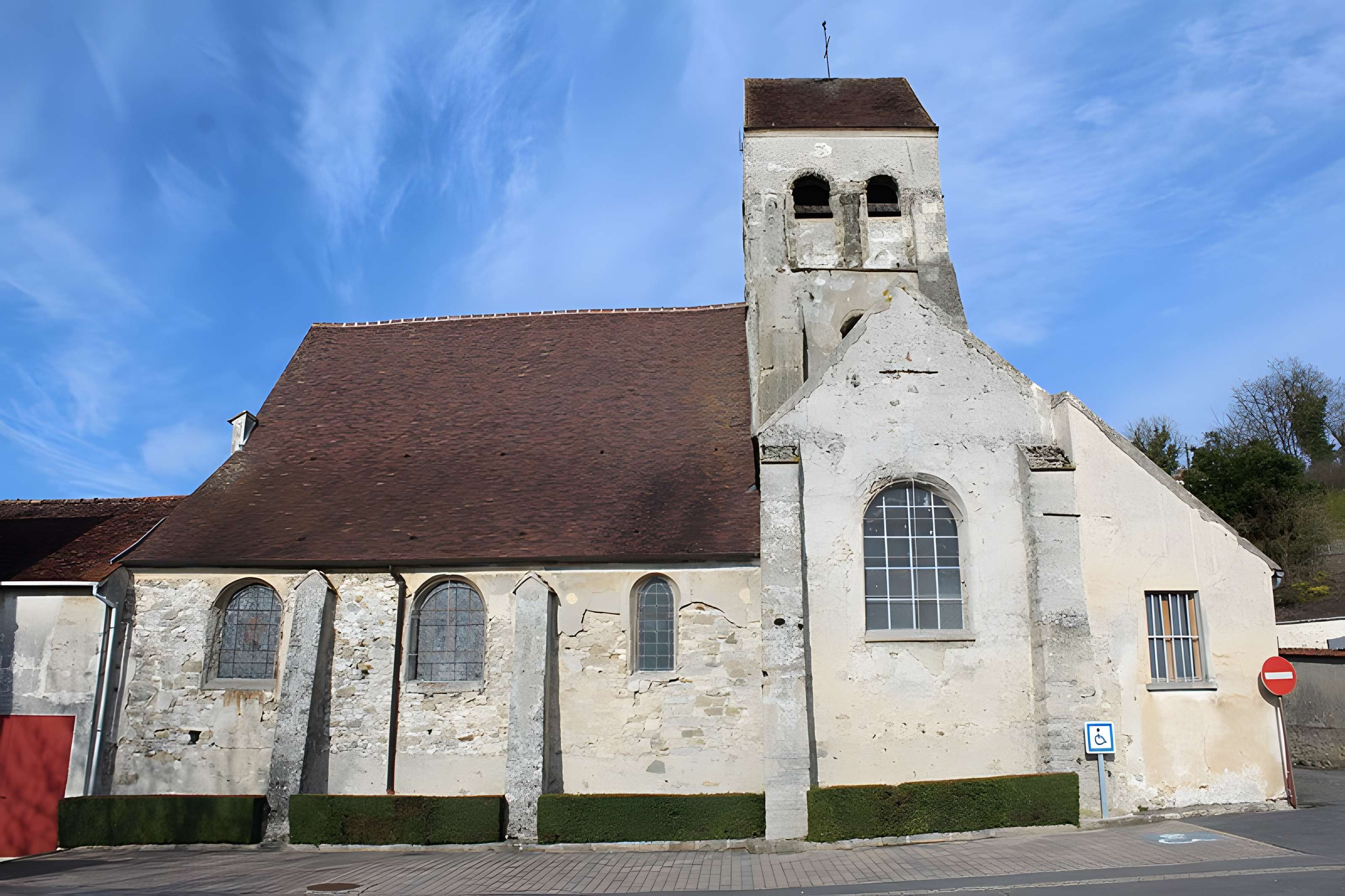 Église Saint-Quiriace de Crouttes-sur-Marne