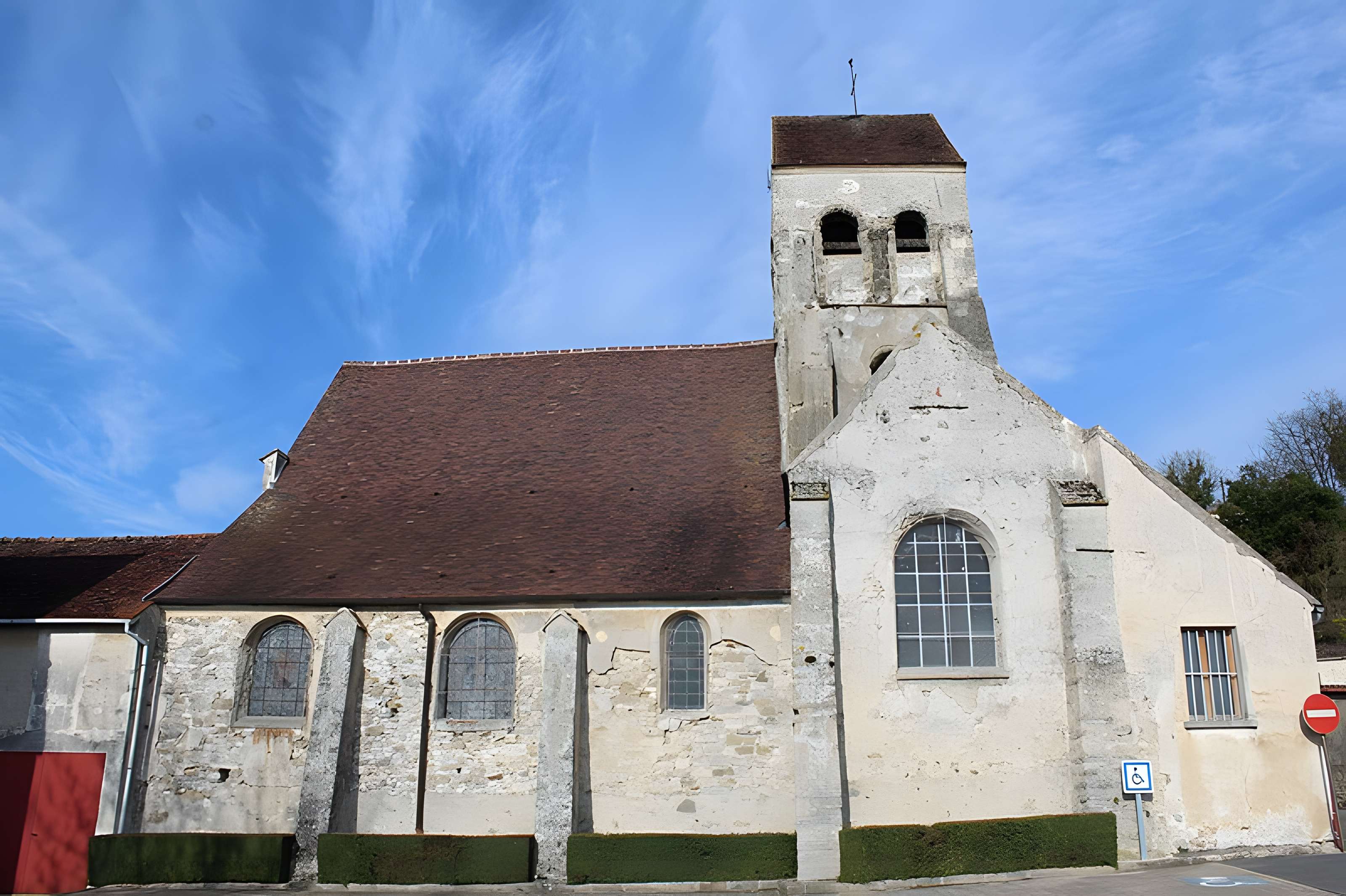 Église Saint-Quiriace de Crouttes-sur-Marne