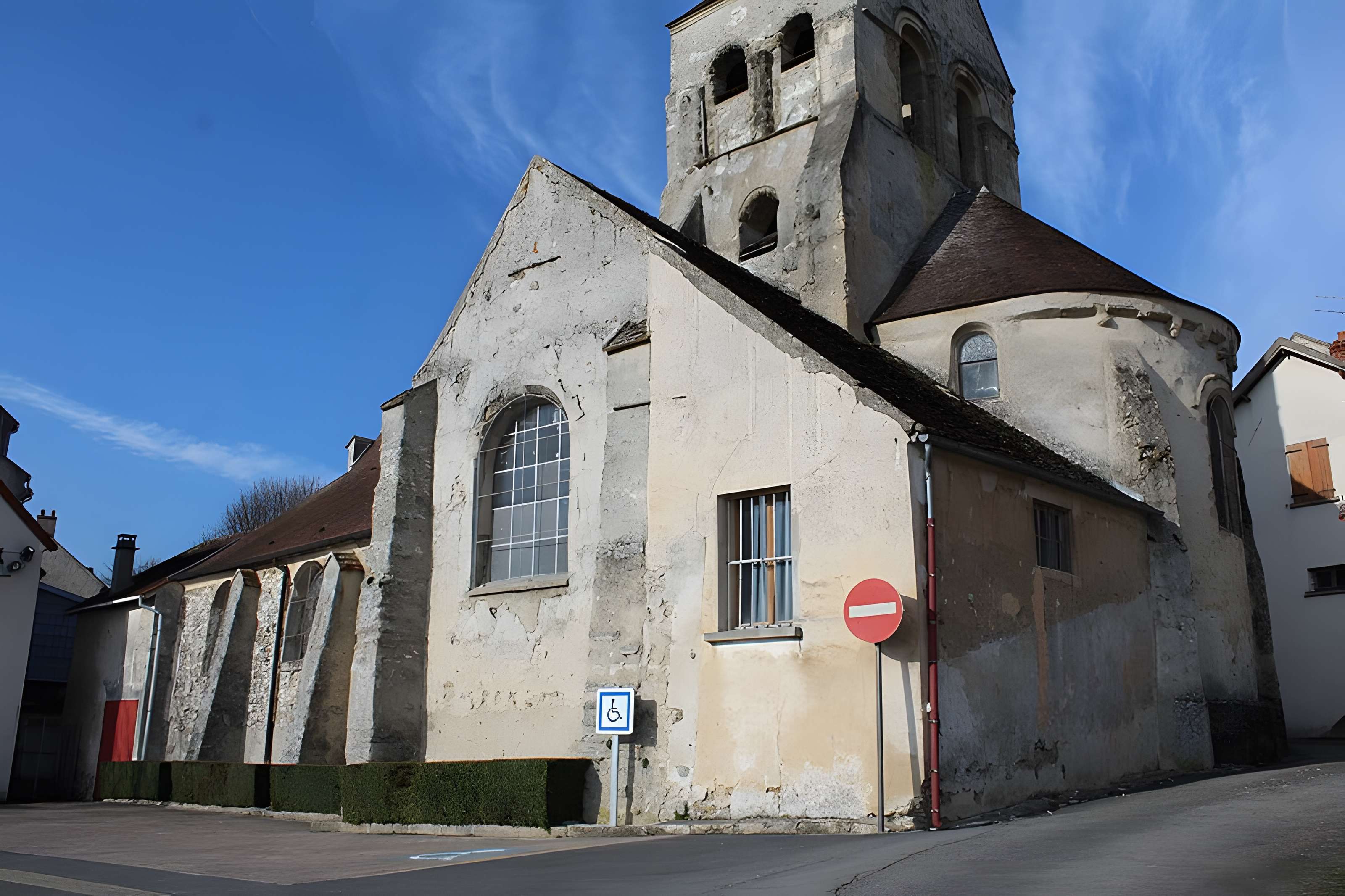 Église Saint-Quiriace de Crouttes-sur-Marne