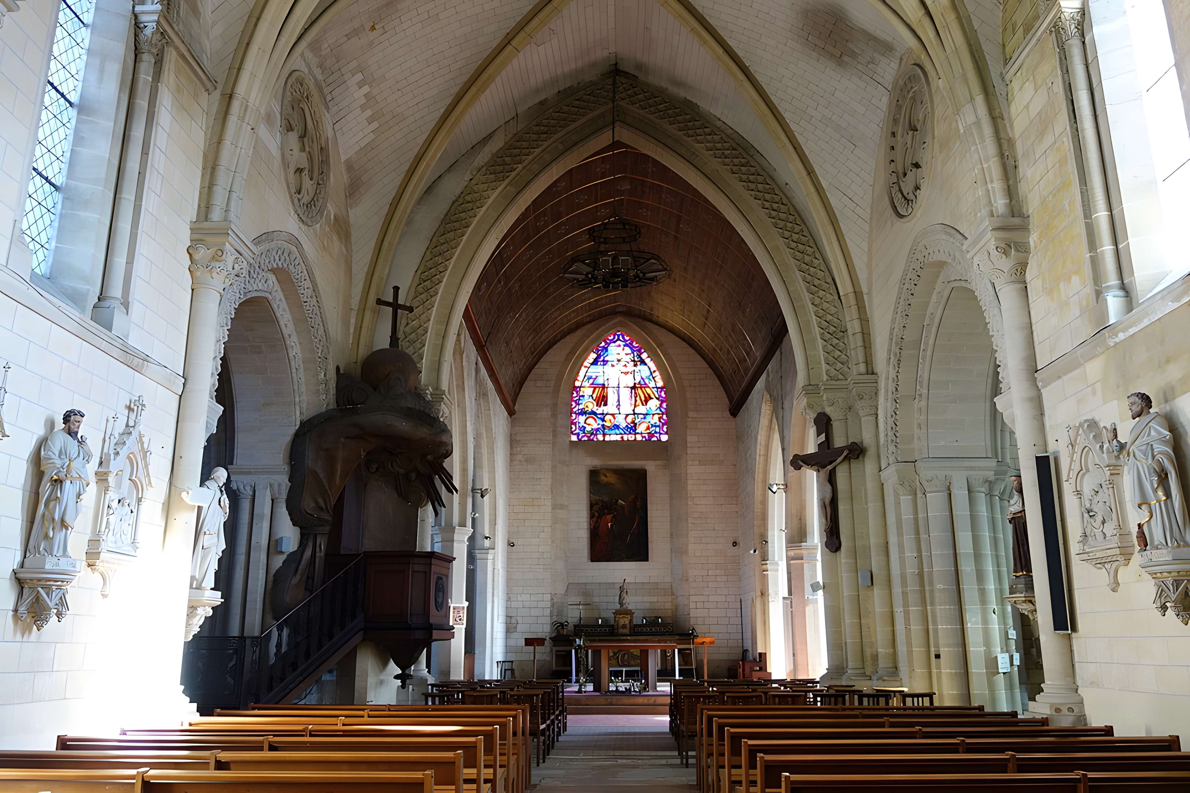 Église Saint-Rémi de Douvres-la-Délivrande