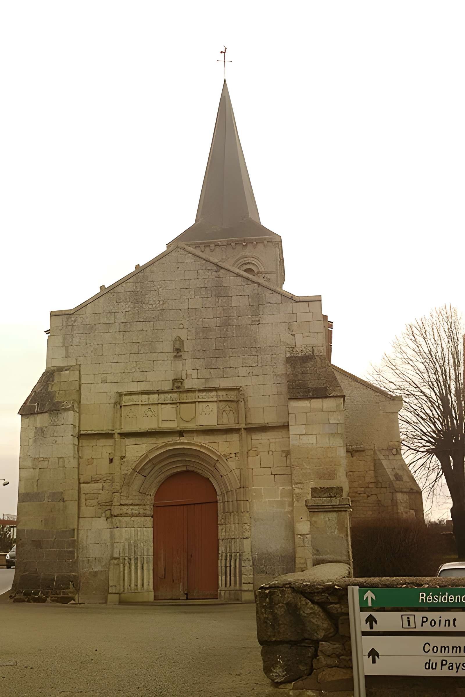 Église Saint-Rémi de Pouillé