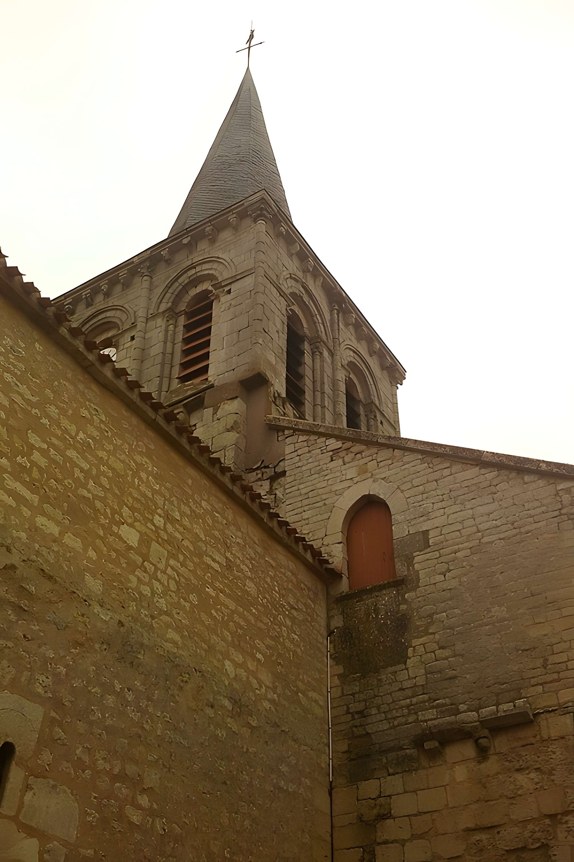 Église Saint-Rémi de Pouillé
