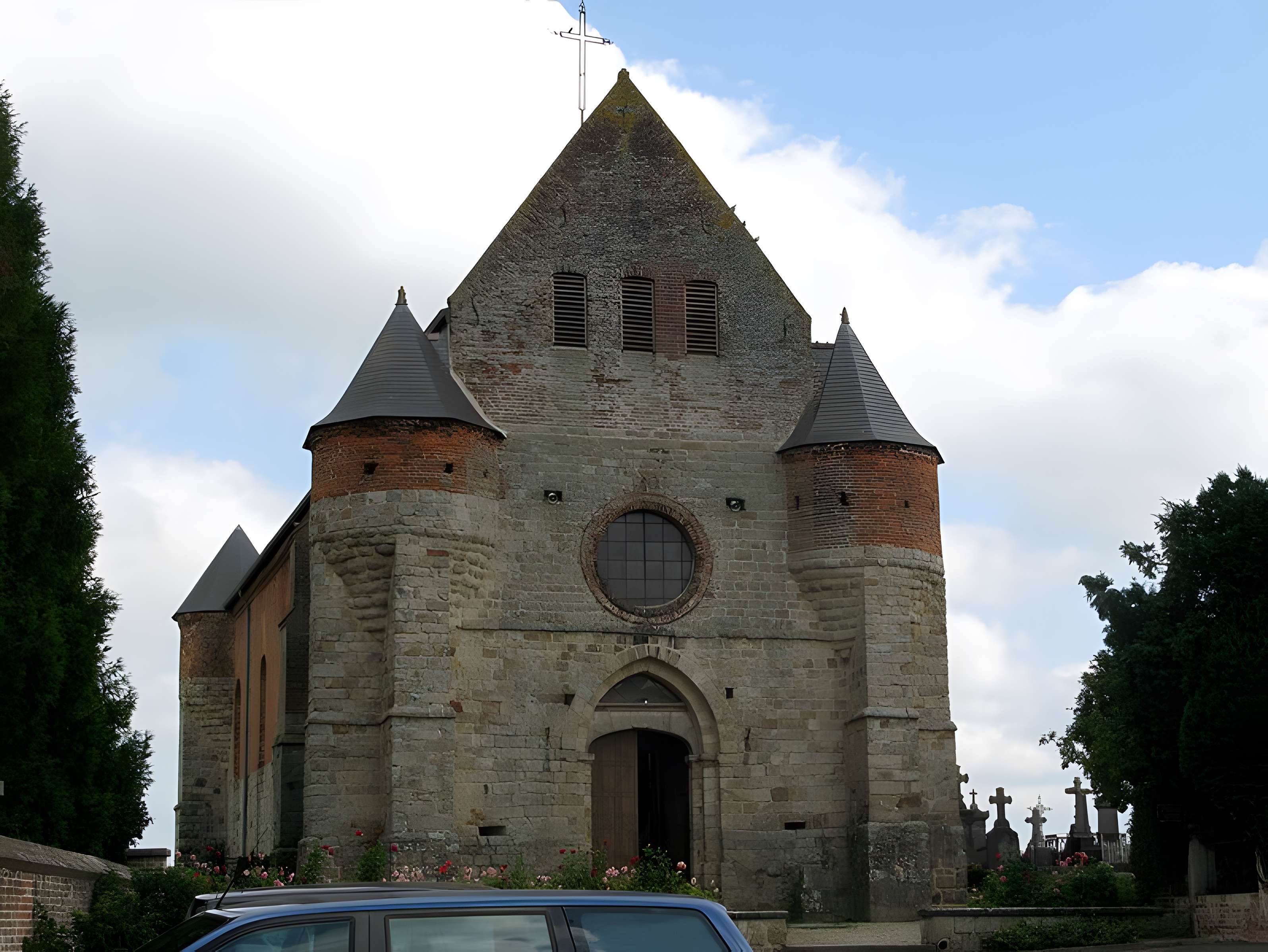Église Saint-Rémy de Marly-Gomont 