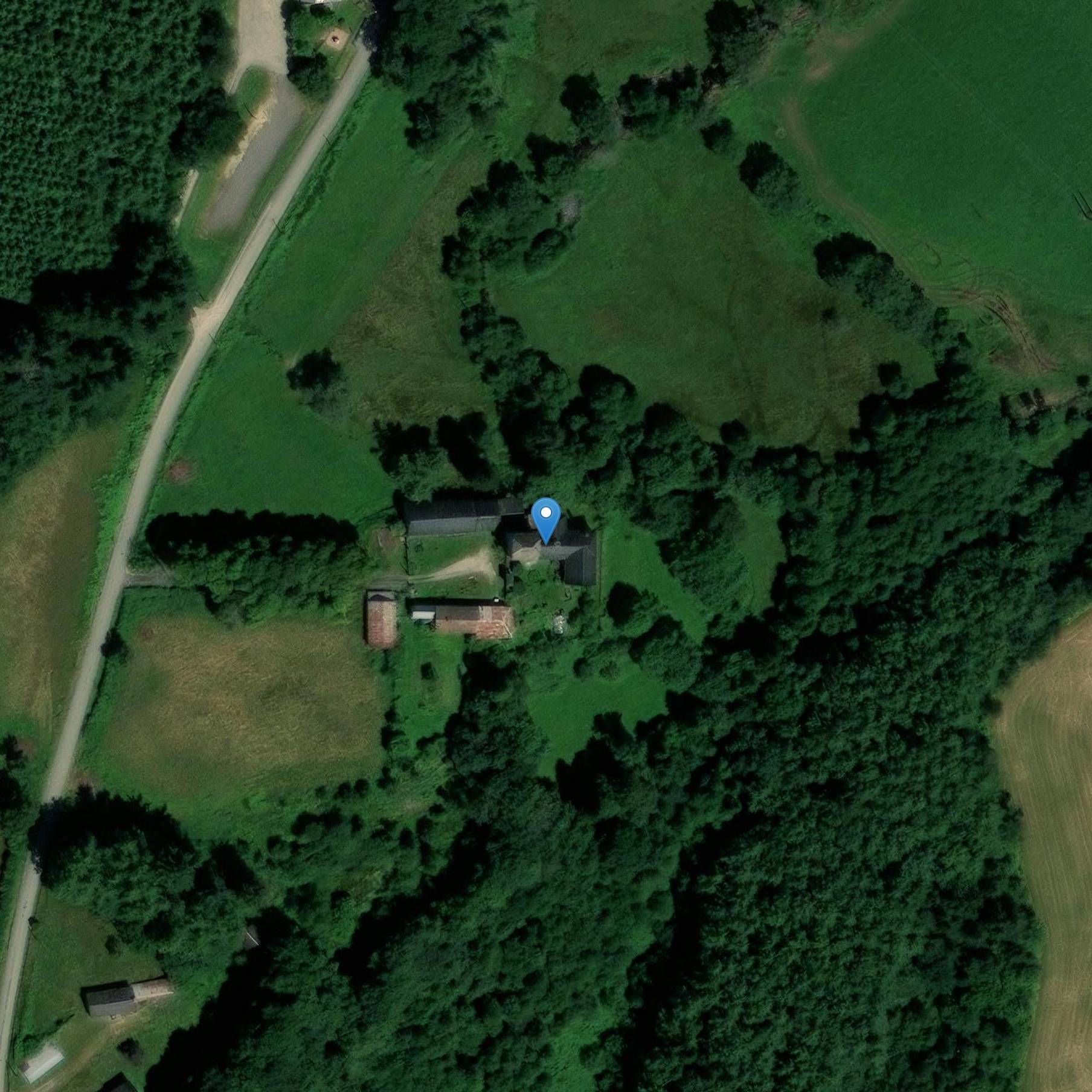 Photo de 莱斯皮纳塞教堂