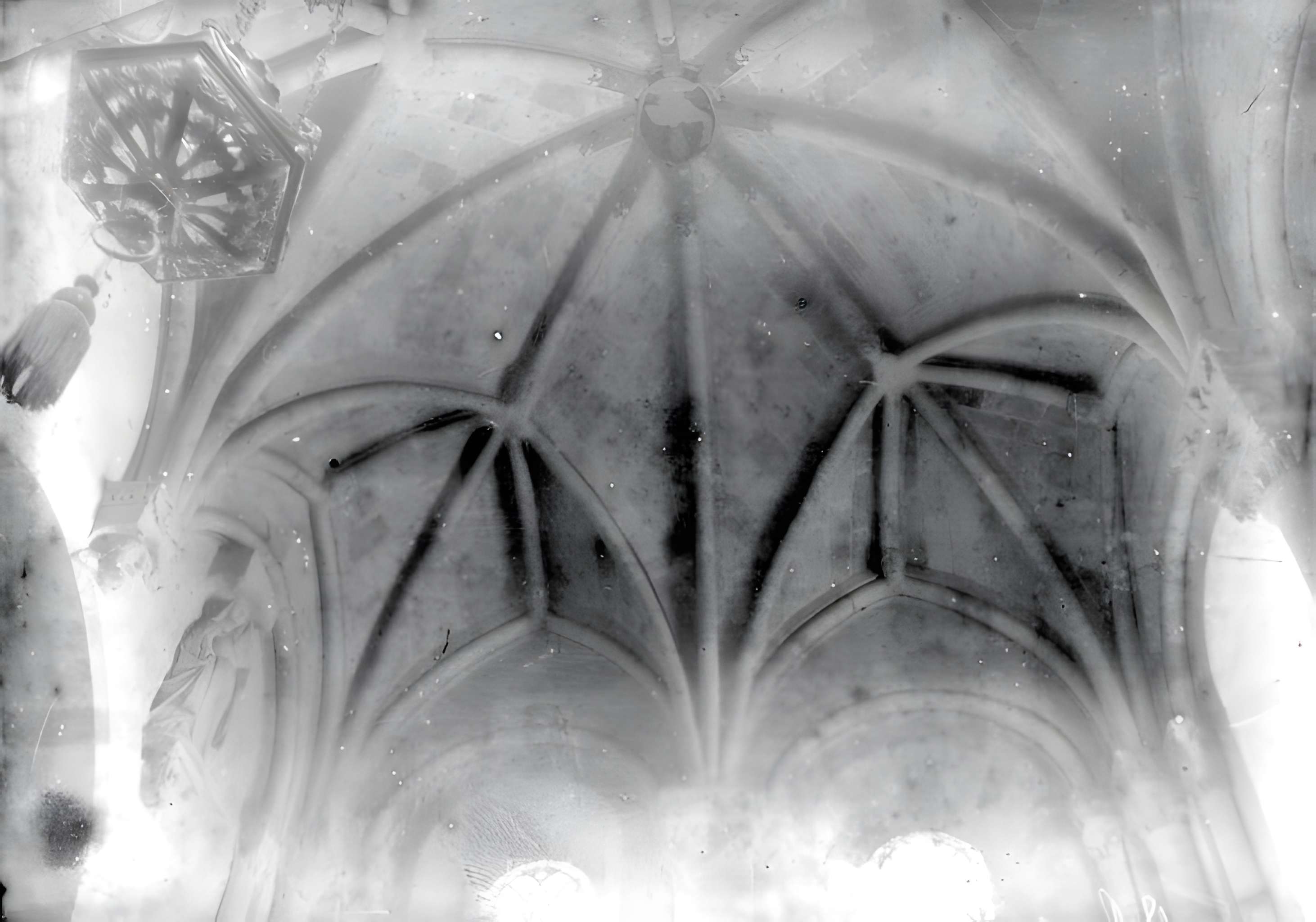 Eglise (à l'exception des parties modernes)