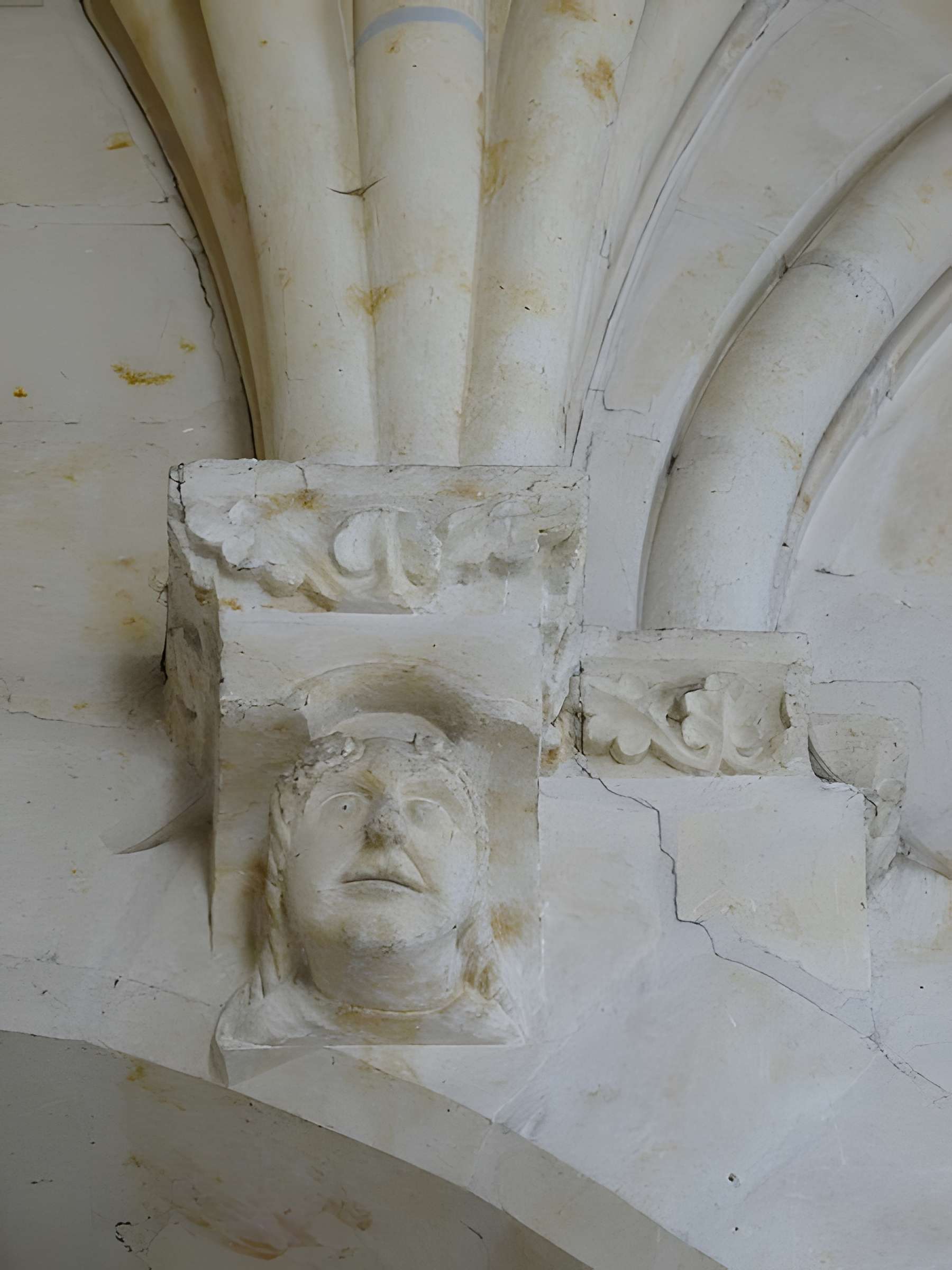 Eglise (à l'exception des parties modernes)