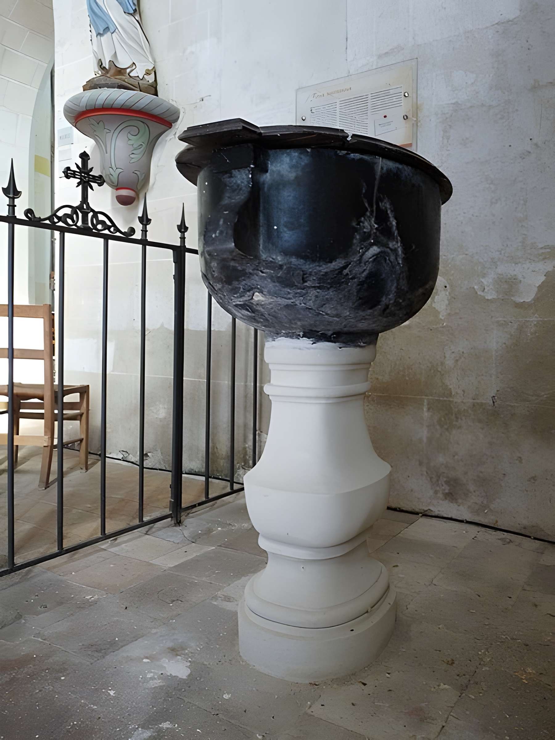 Eglise (à l'exception des parties modernes)