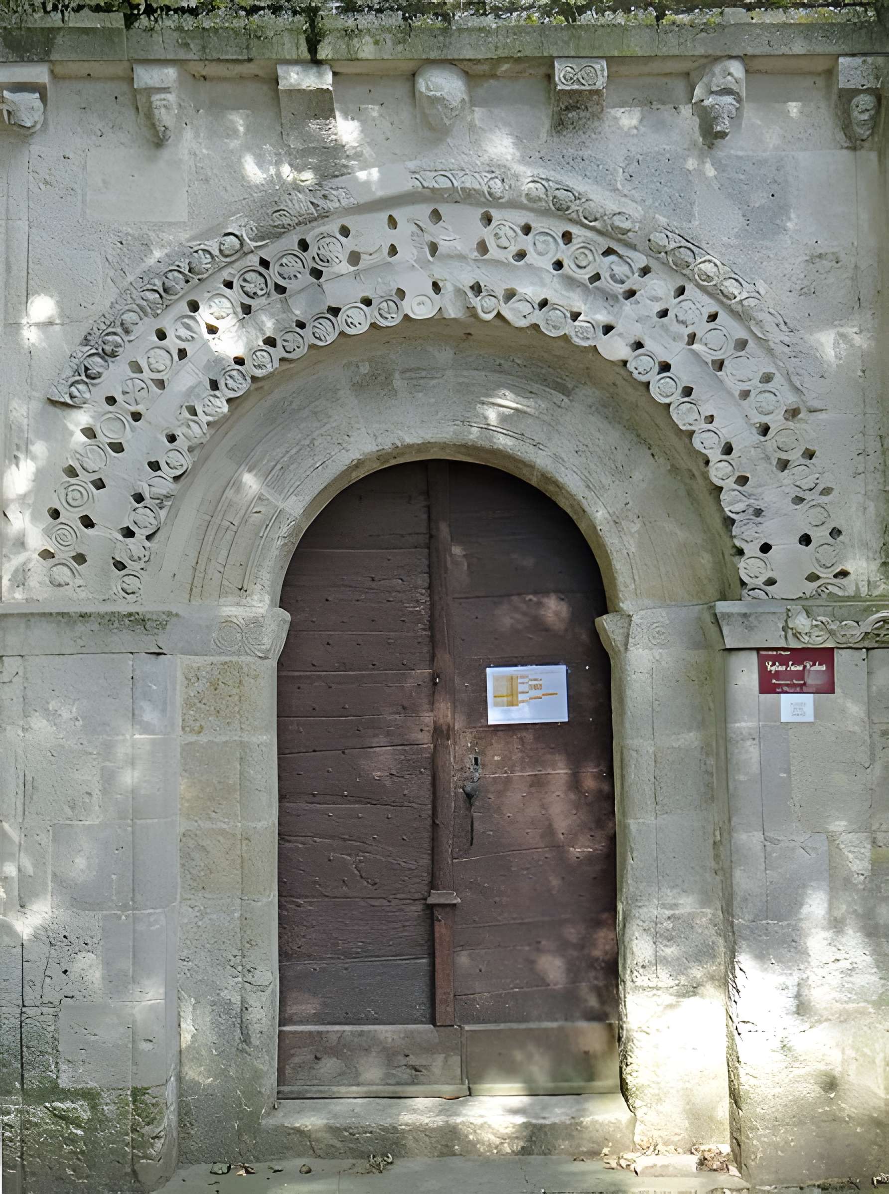 Église Saint-Robert de Saint-Robert 