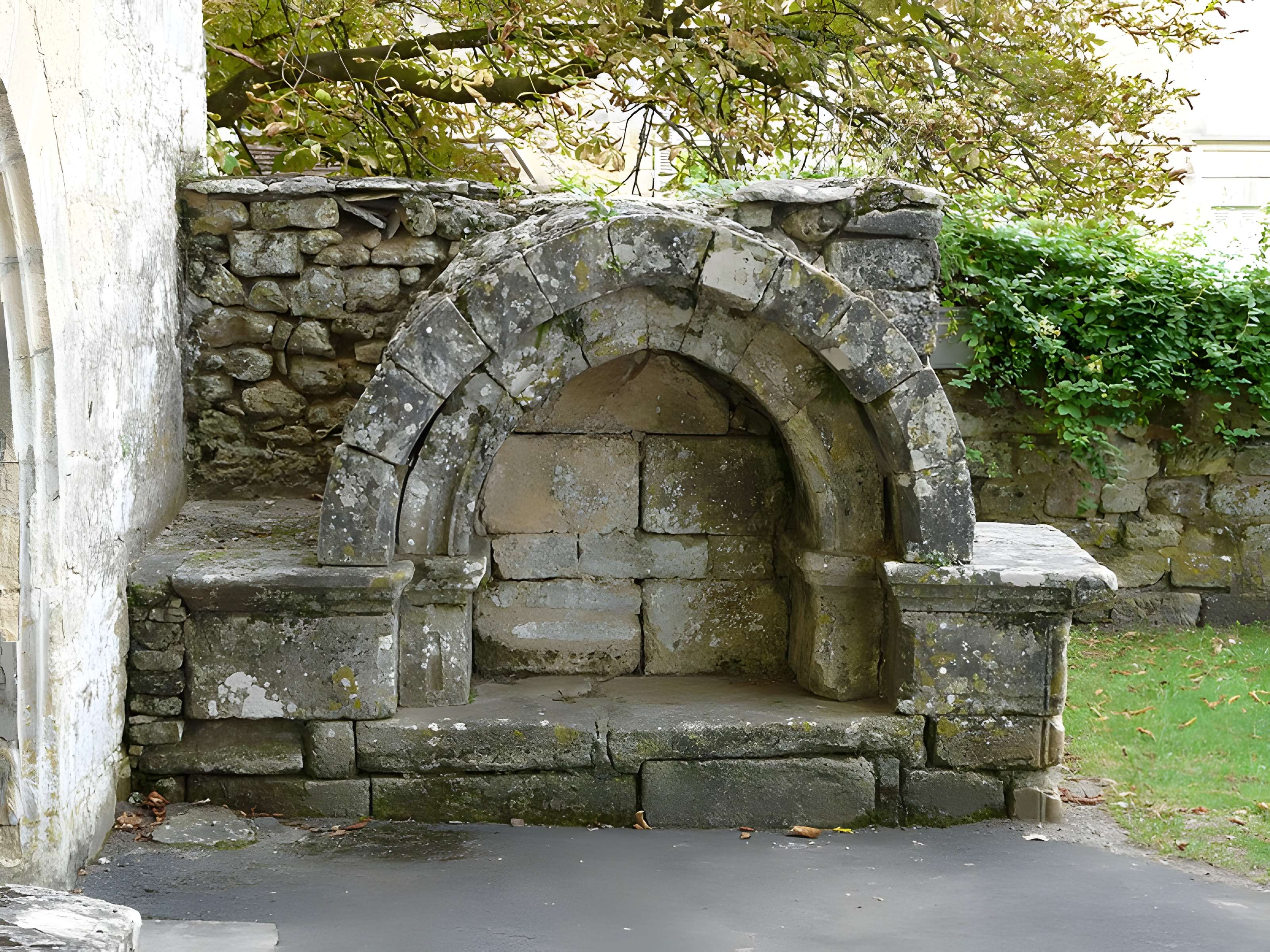 Église Saint-Robert du Moustier