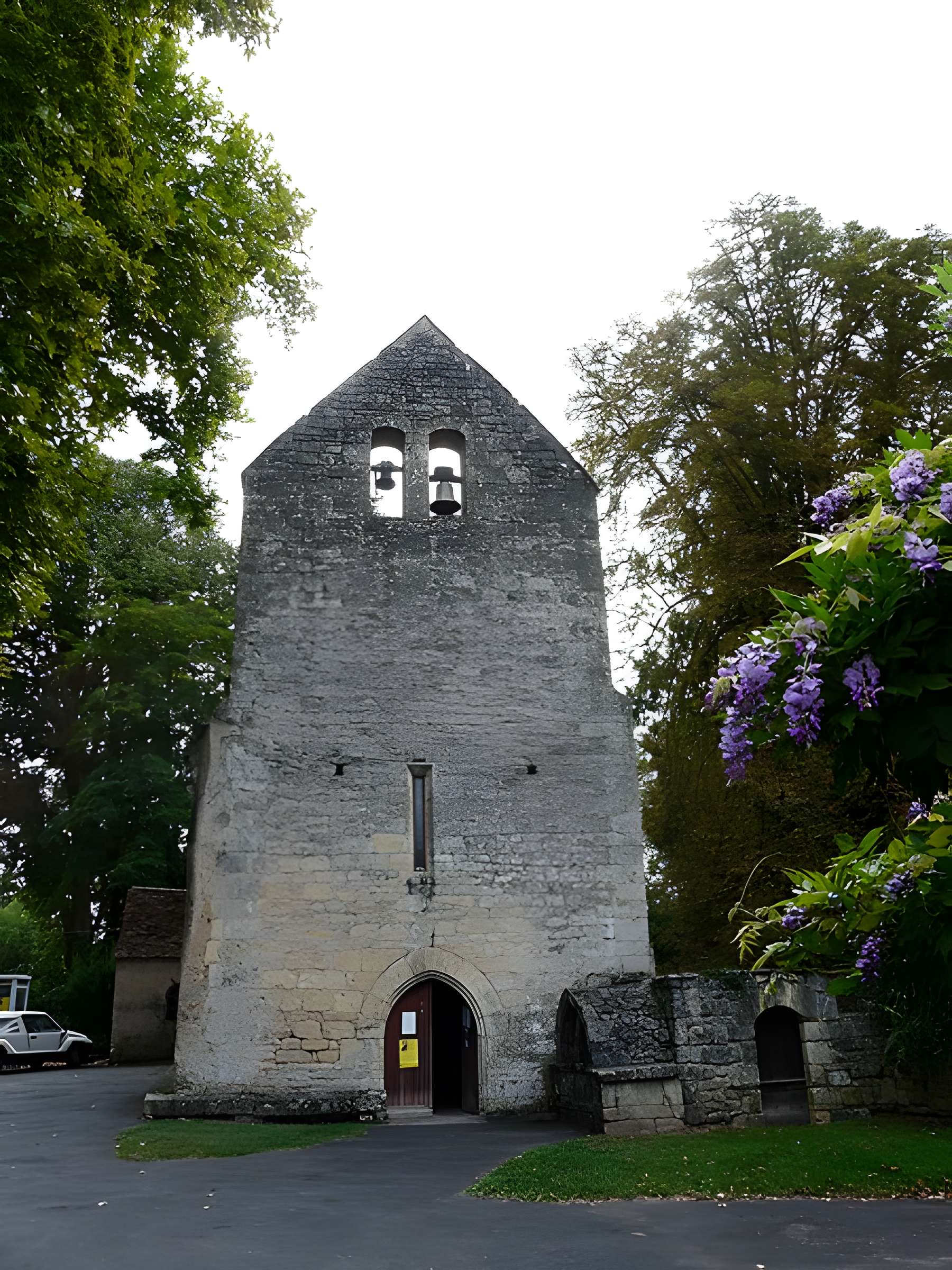 Église Saint-Robert du Moustier
