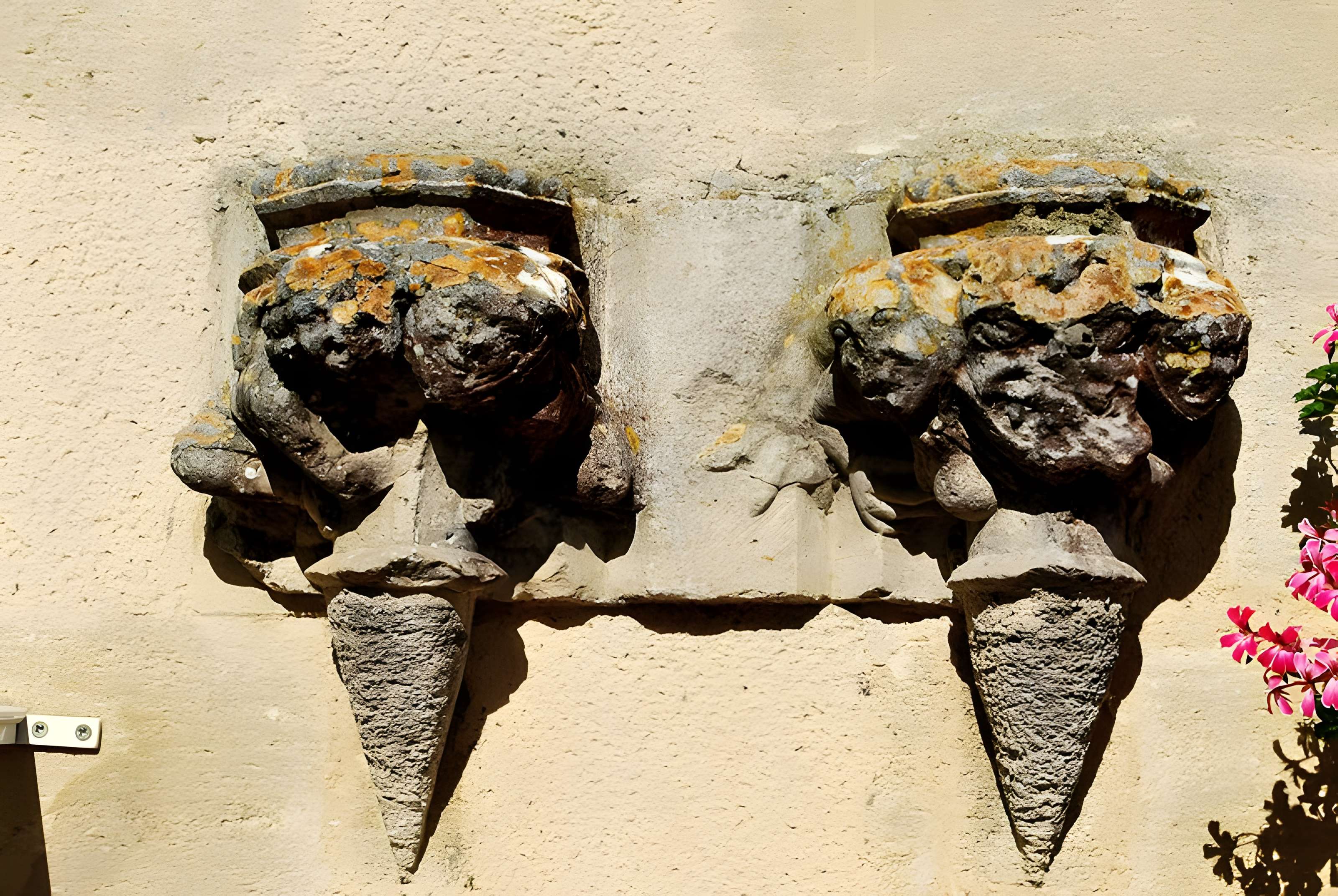 Église Saint-Romain de Budos