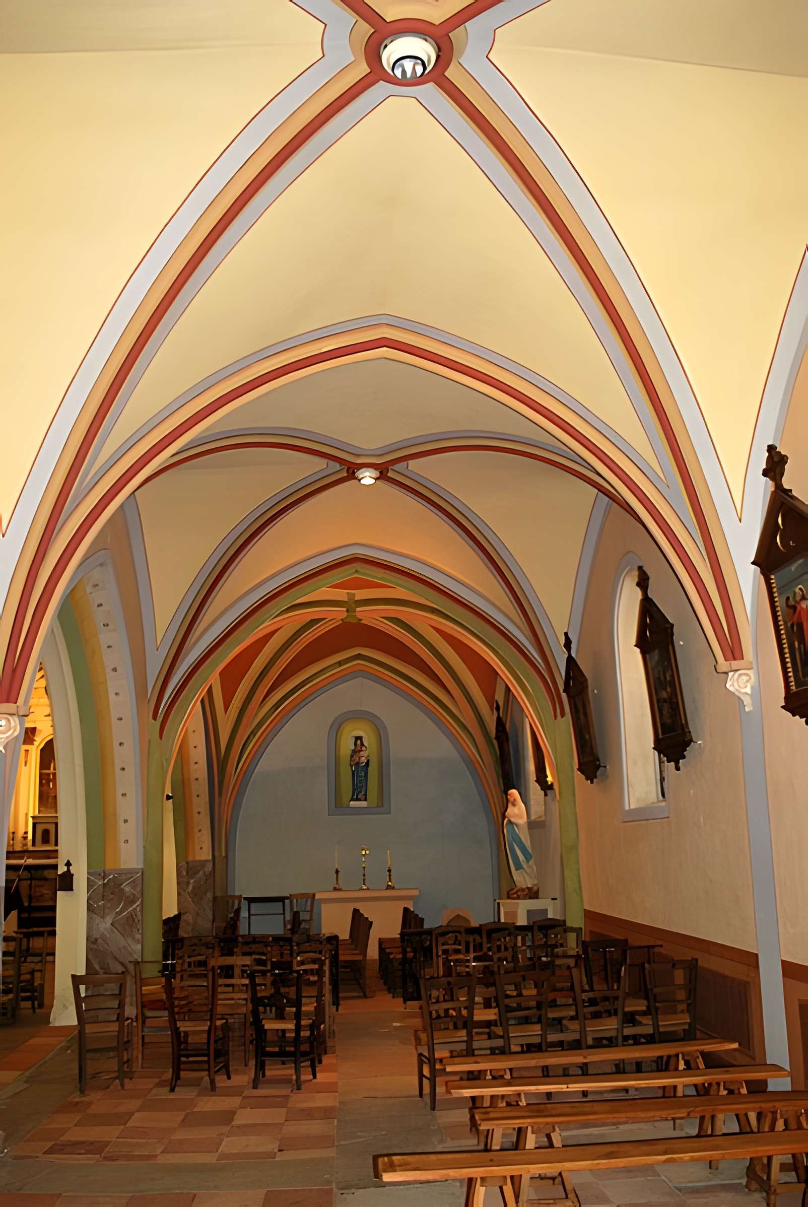 Église Saint-Romain de Budos