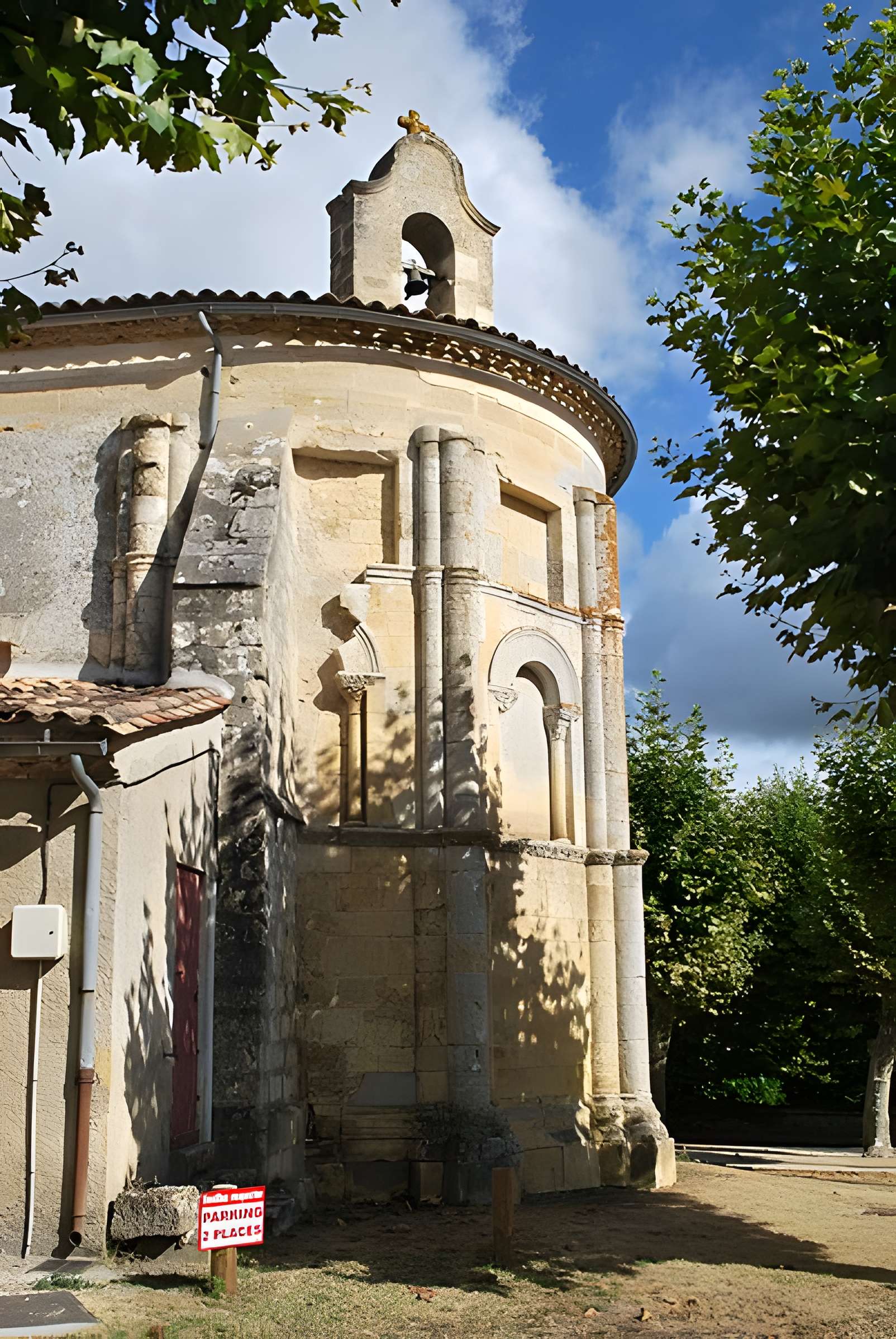 Église Saint-Romain de Budos