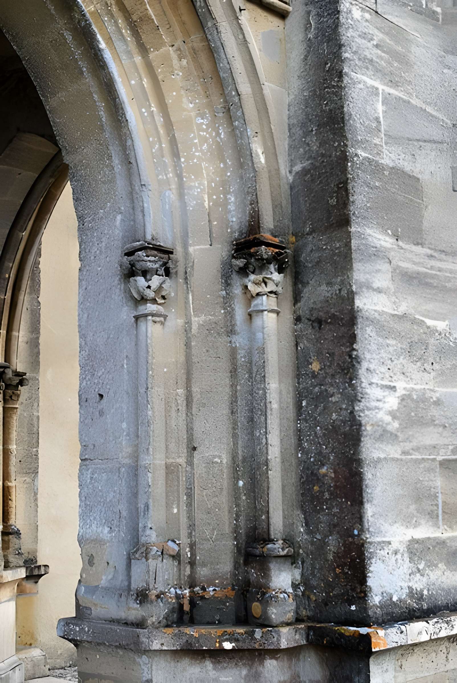 Église Saint-Romain de Budos