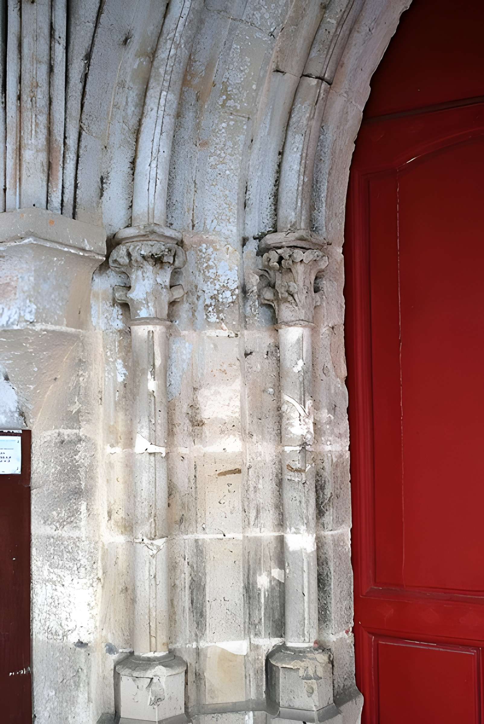 Église Saint-Romain de Budos