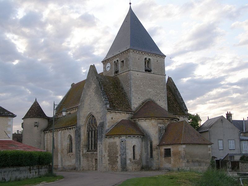 Photo de Église Saint-Romain de Druyes-les-Belles-Fontaines