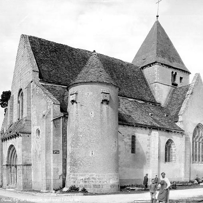 Photo de Église Saint-Romain de Druyes-les-Belles-Fontaines