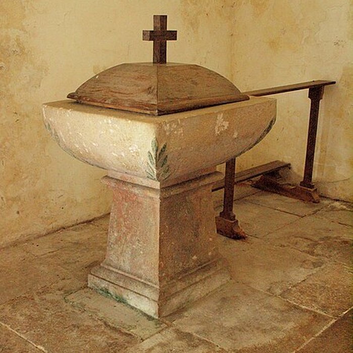 Photo de Église Saint-Romain de Druyes-les-Belles-Fontaines