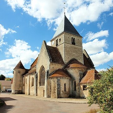 Église Saint-Romain de Druyes-les-Belles-Fontaines