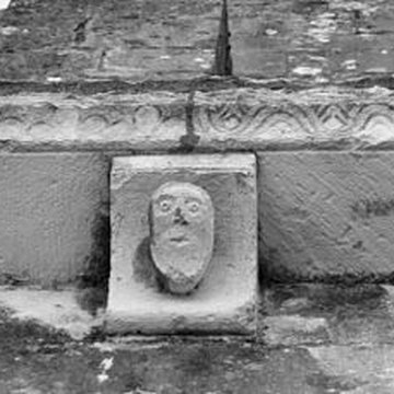 Église Saint-Romain de Druyes-les-Belles-Fontaines