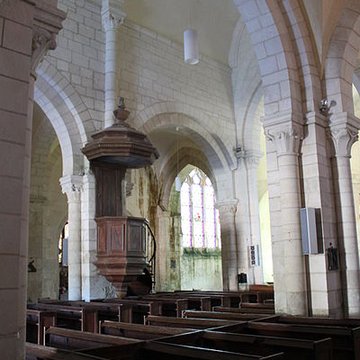 Église Saint-Romain de Druyes-les-Belles-Fontaines