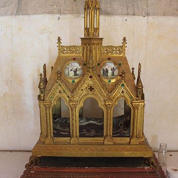 Église Saint-Romain de Druyes-les-Belles-Fontaines