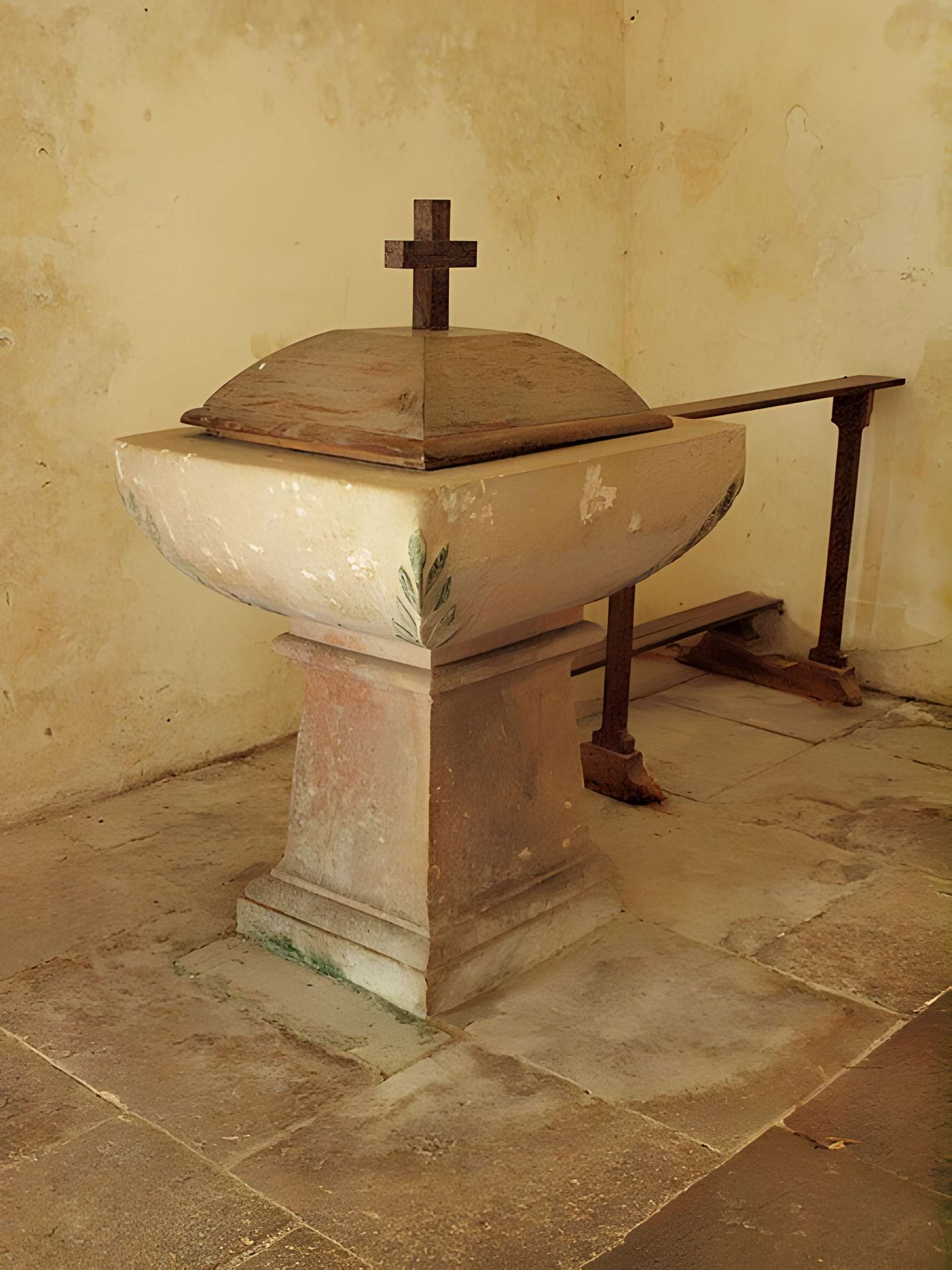 Église Saint-Romain de Druyes-les-Belles-Fontaines