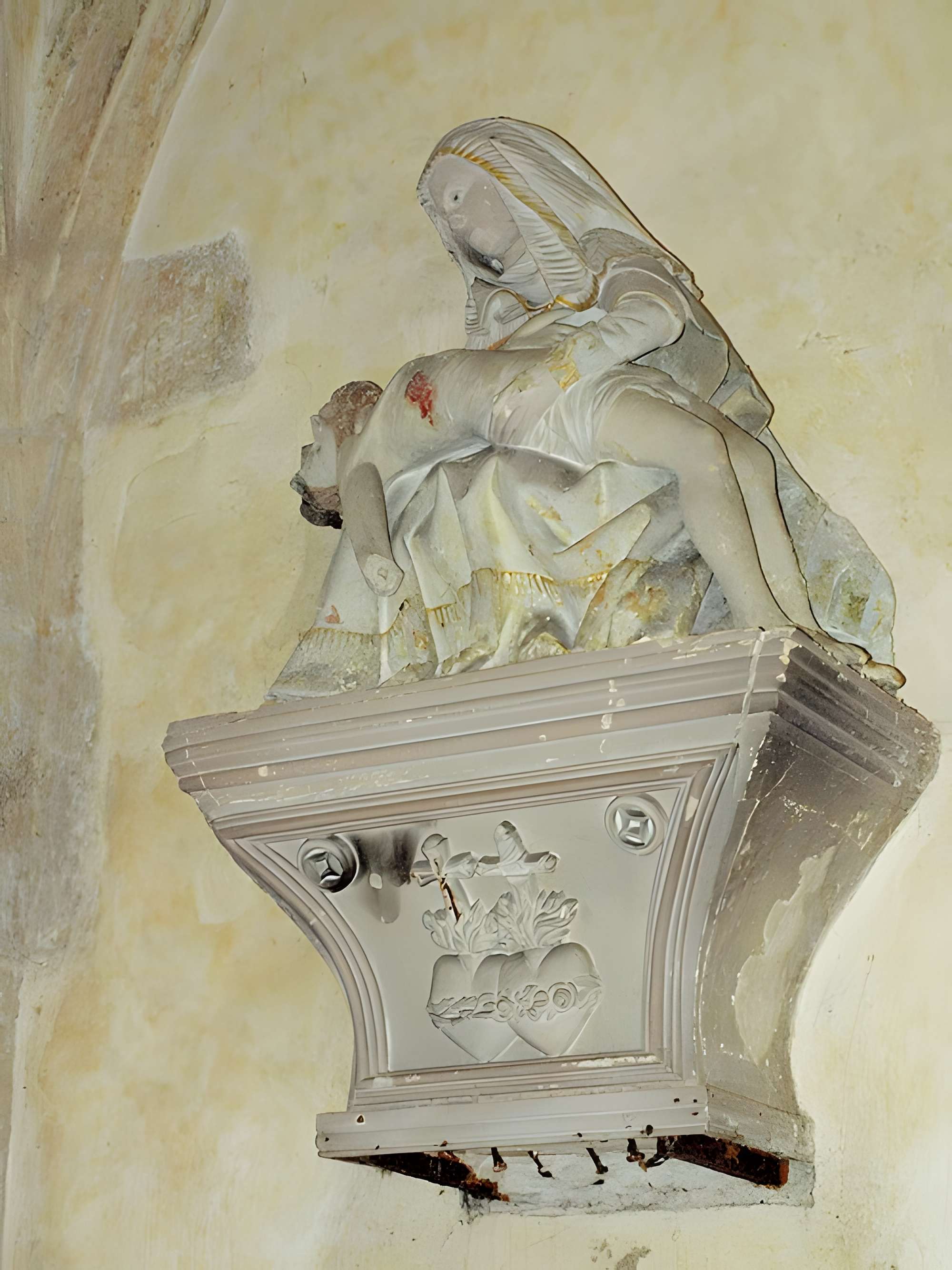 Église Saint-Romain de Druyes-les-Belles-Fontaines