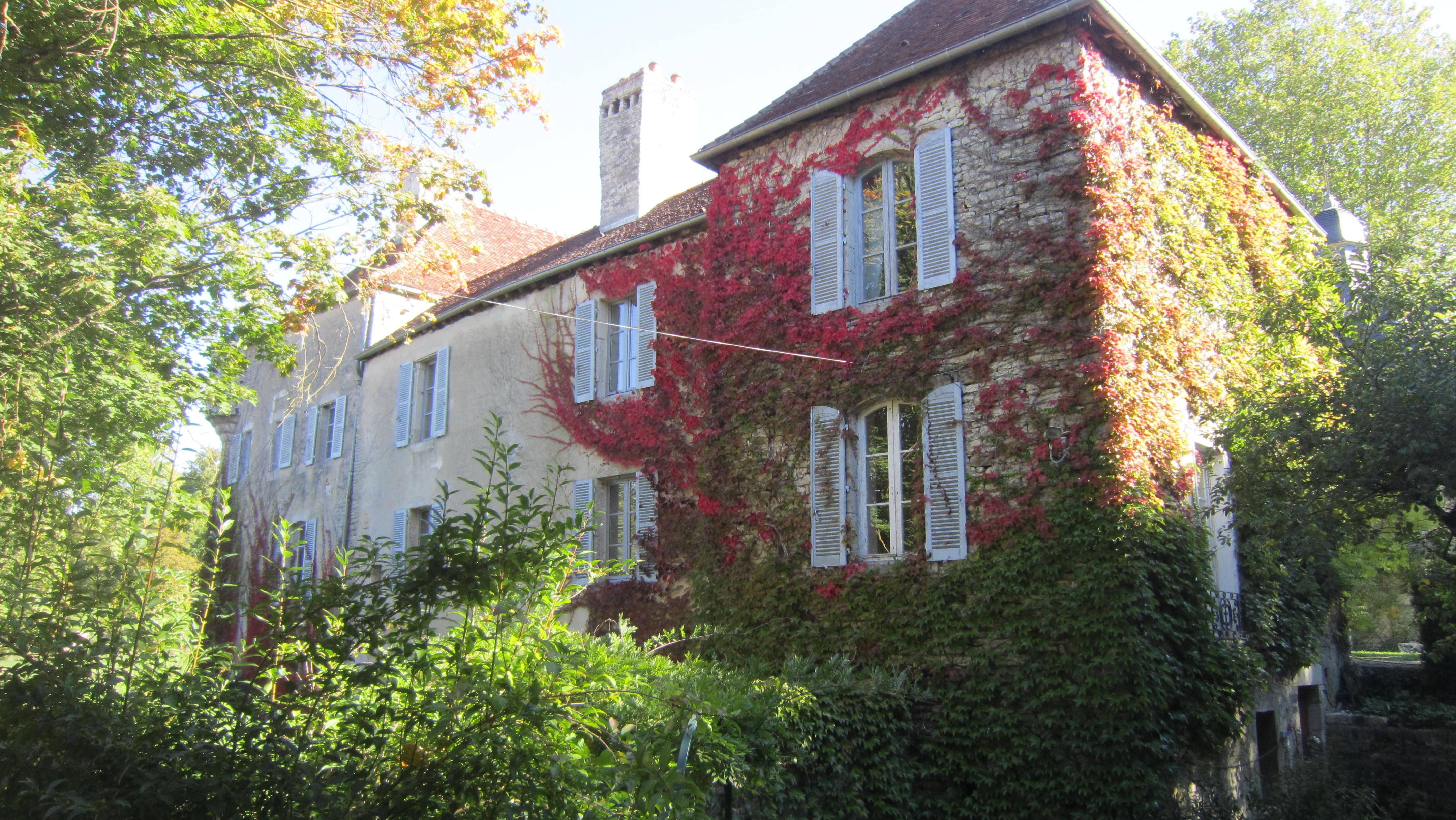 Photo de Vannaire Castle