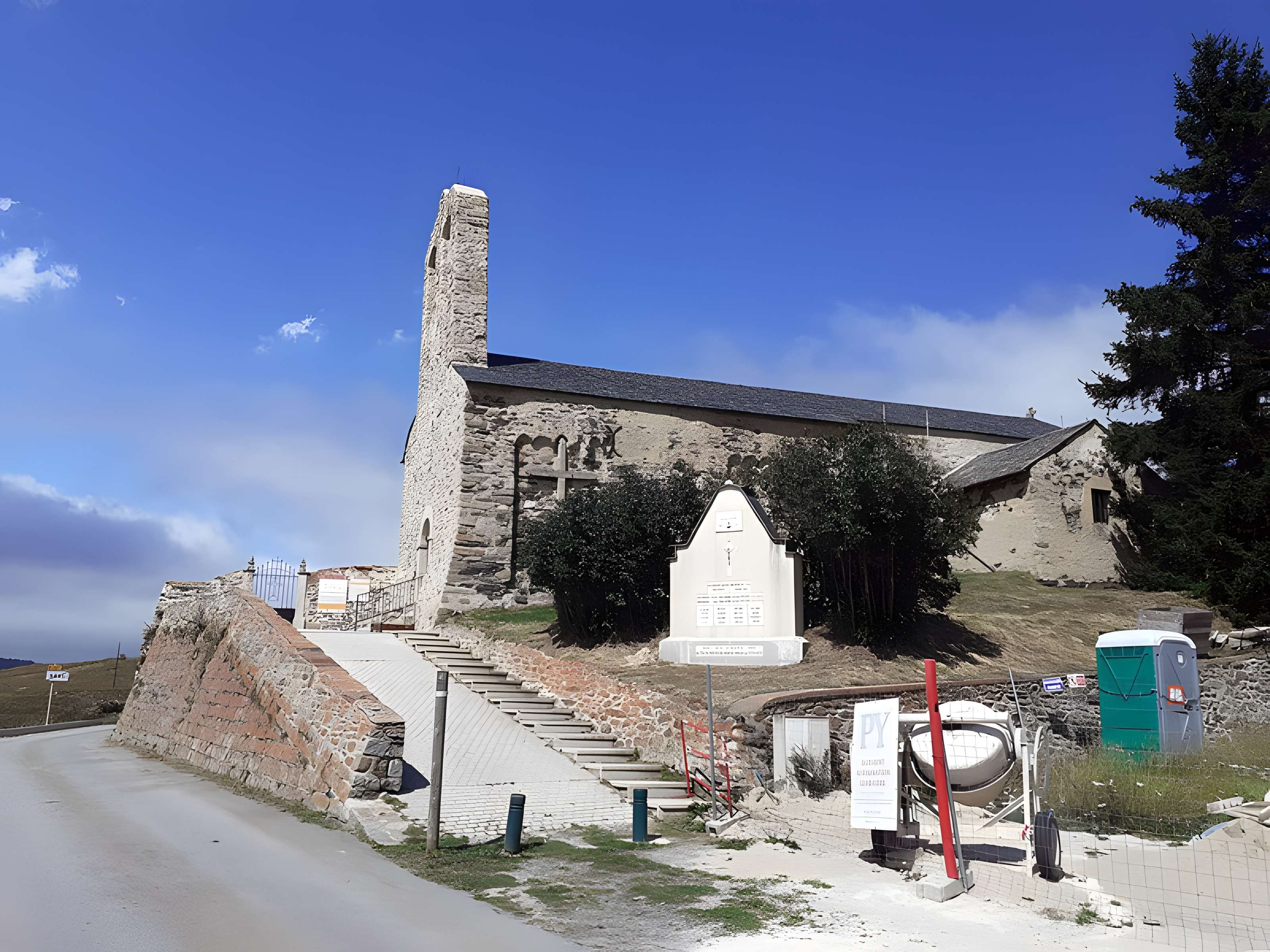 Église Saint-Romain de Réal