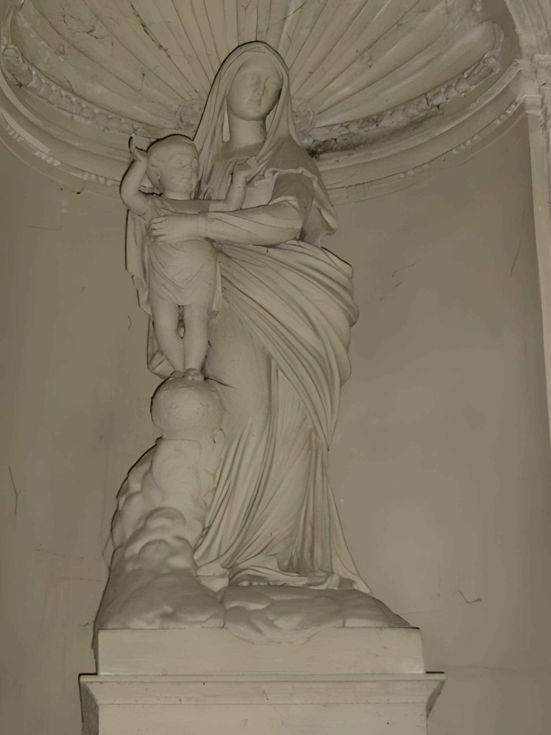 Église Saint-Romain de Saint-Sauvant