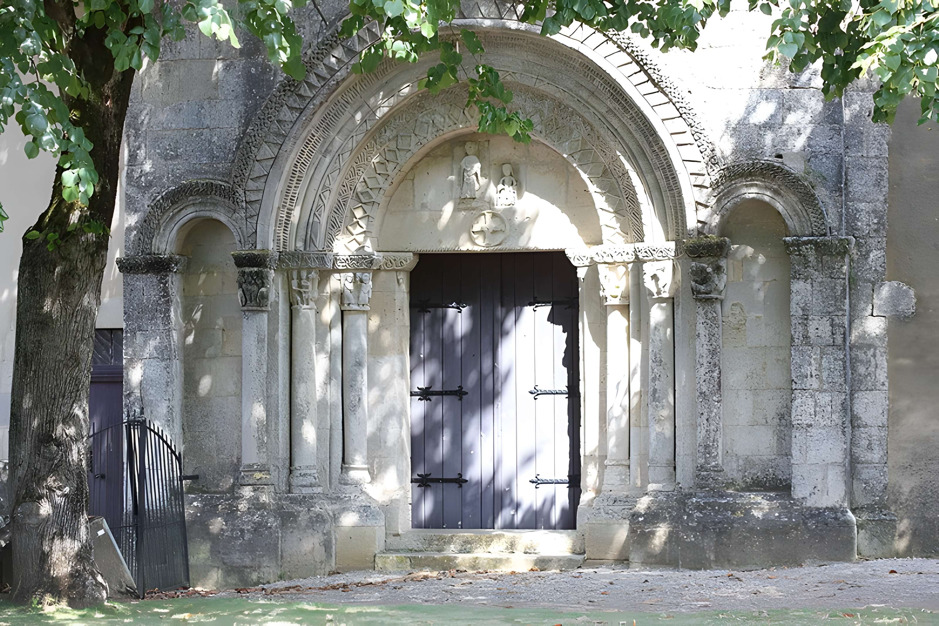 Église Saint-Saturnin de Cardan