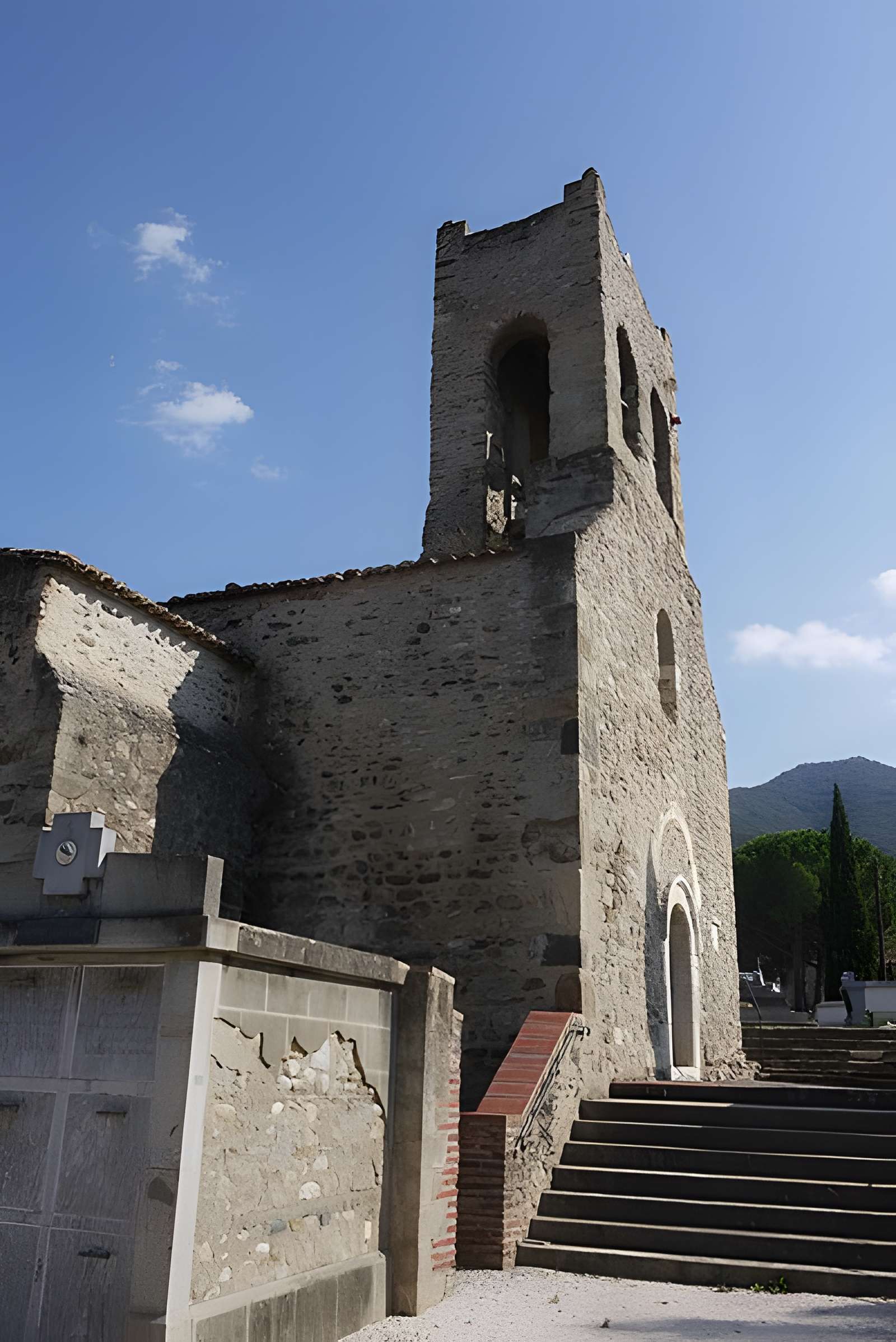 Église Saint-Saturnin de Montesquieu-des-Albères