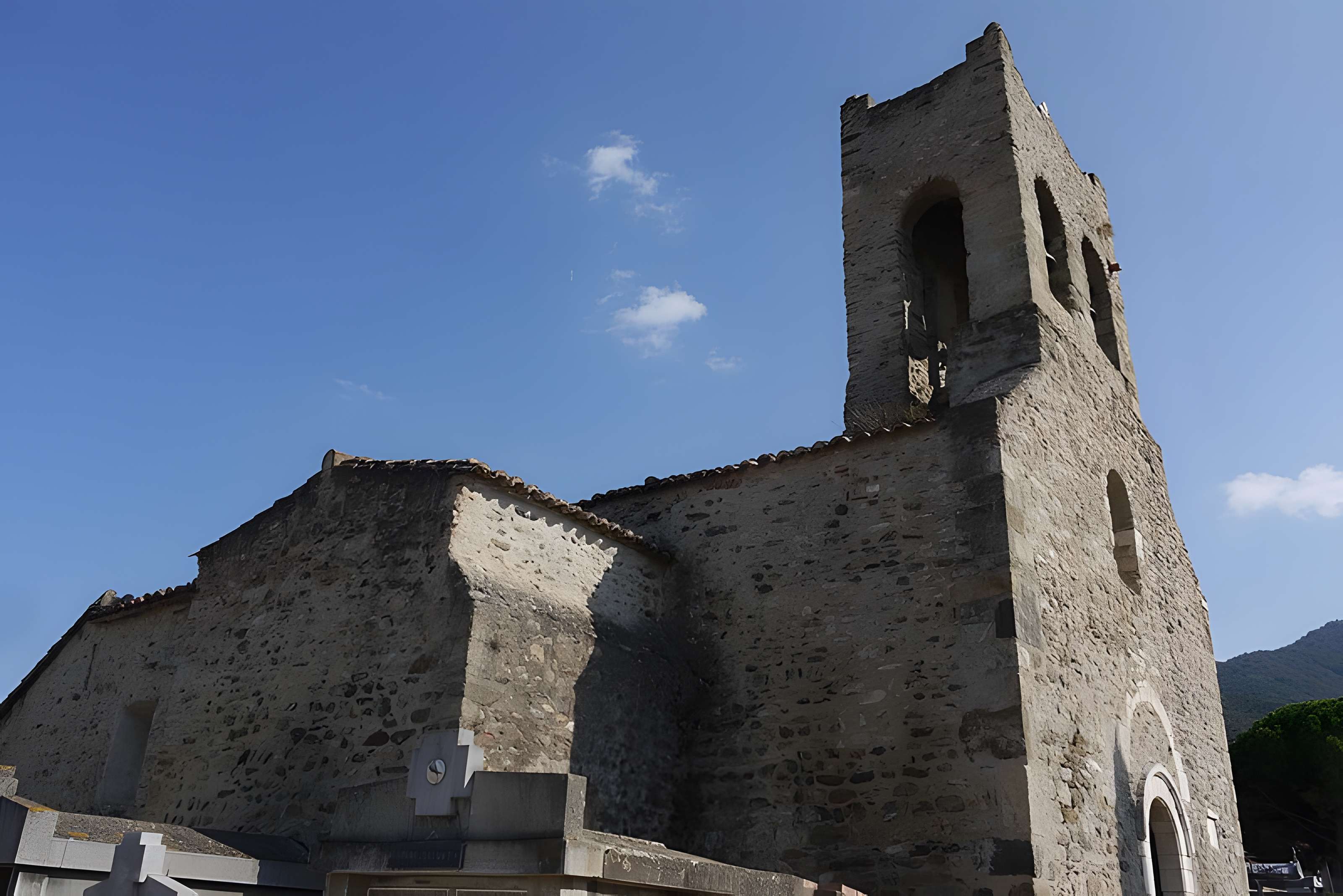 Église Saint-Saturnin de Montesquieu-des-Albères