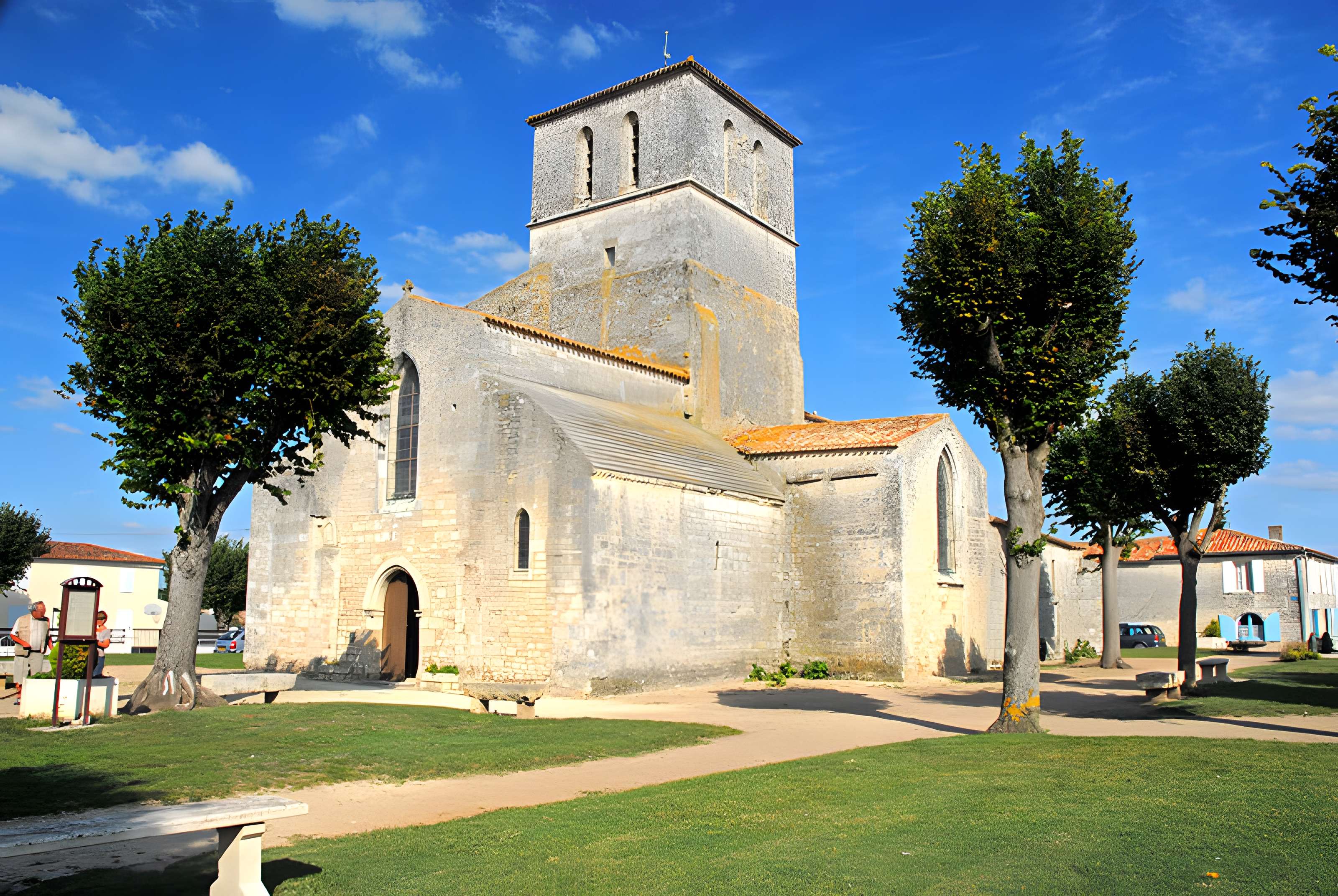 Église Saint-Saturnin de Saint-Sornin