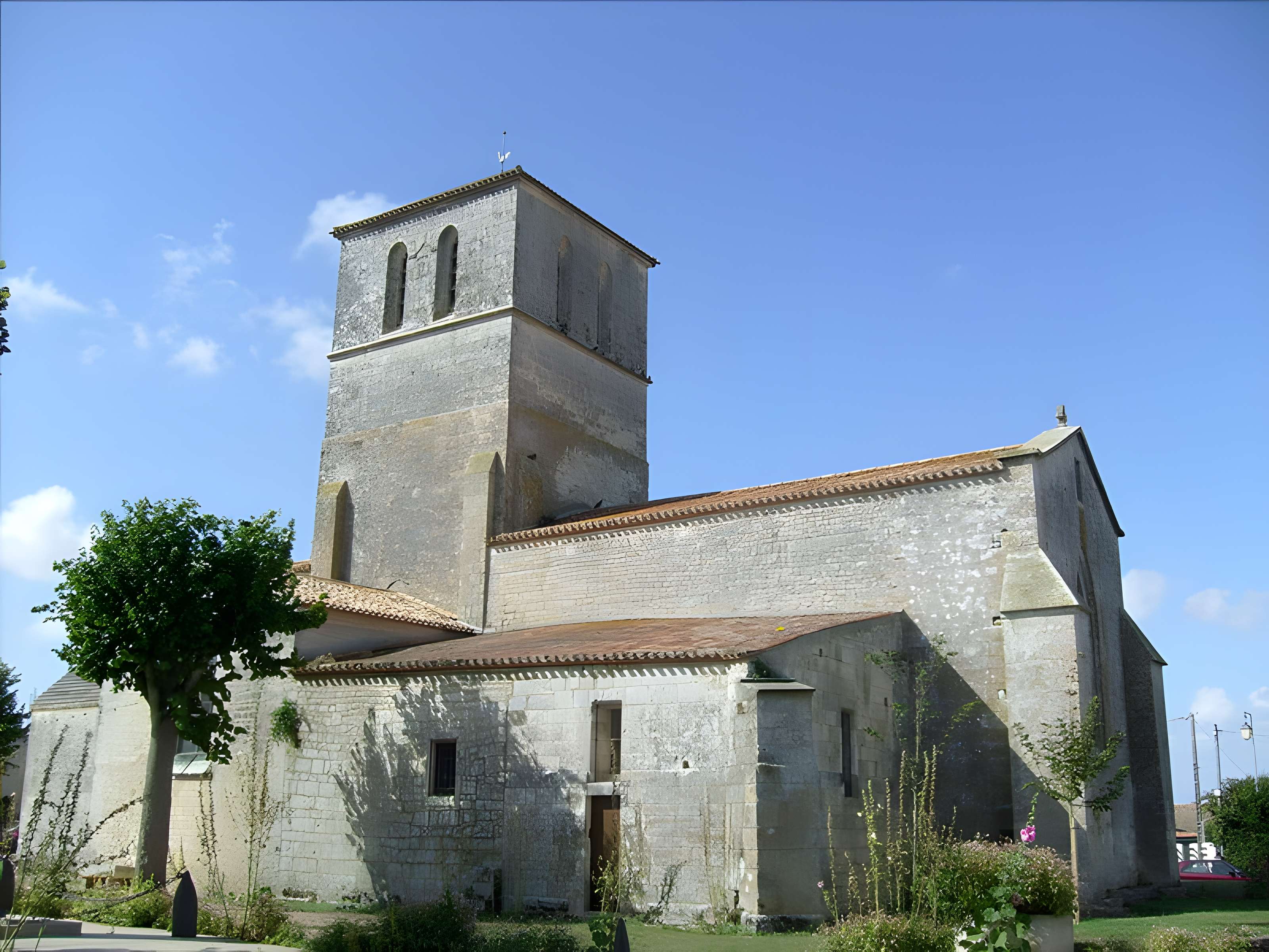 Église Saint-Saturnin de Saint-Sornin 