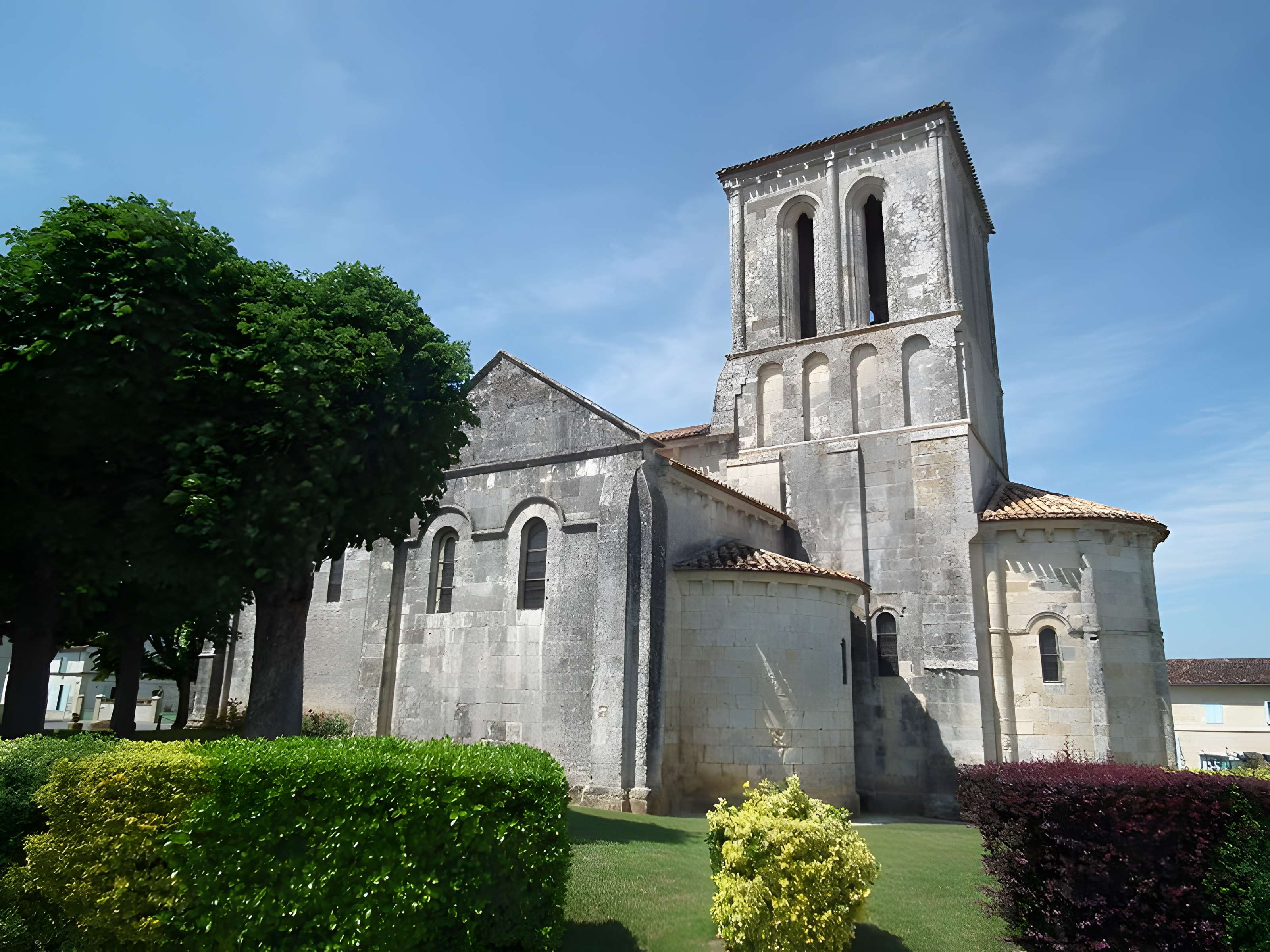 Église Saint-Saturnin de Tanzac 