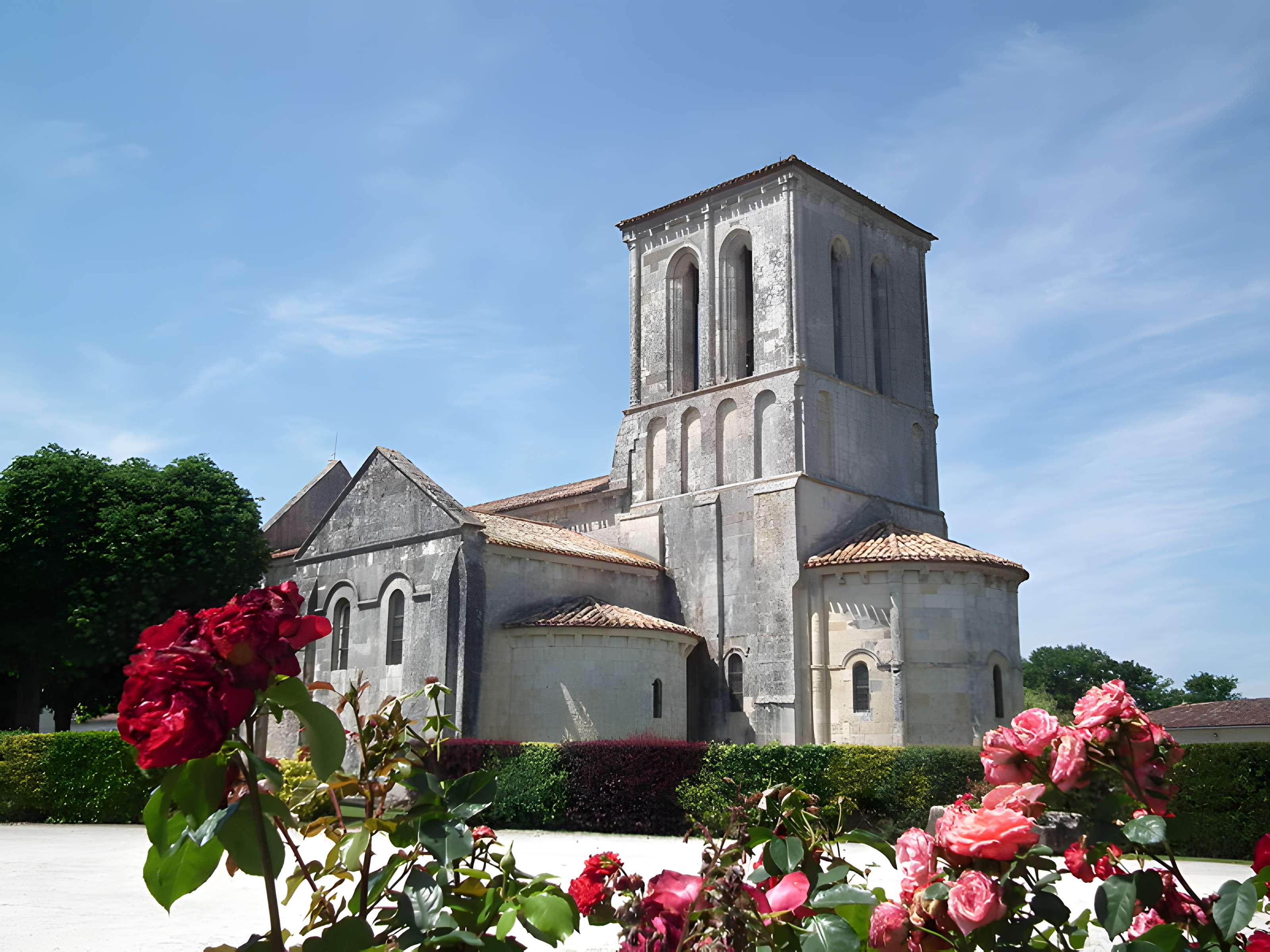 Église Saint-Saturnin de Tanzac