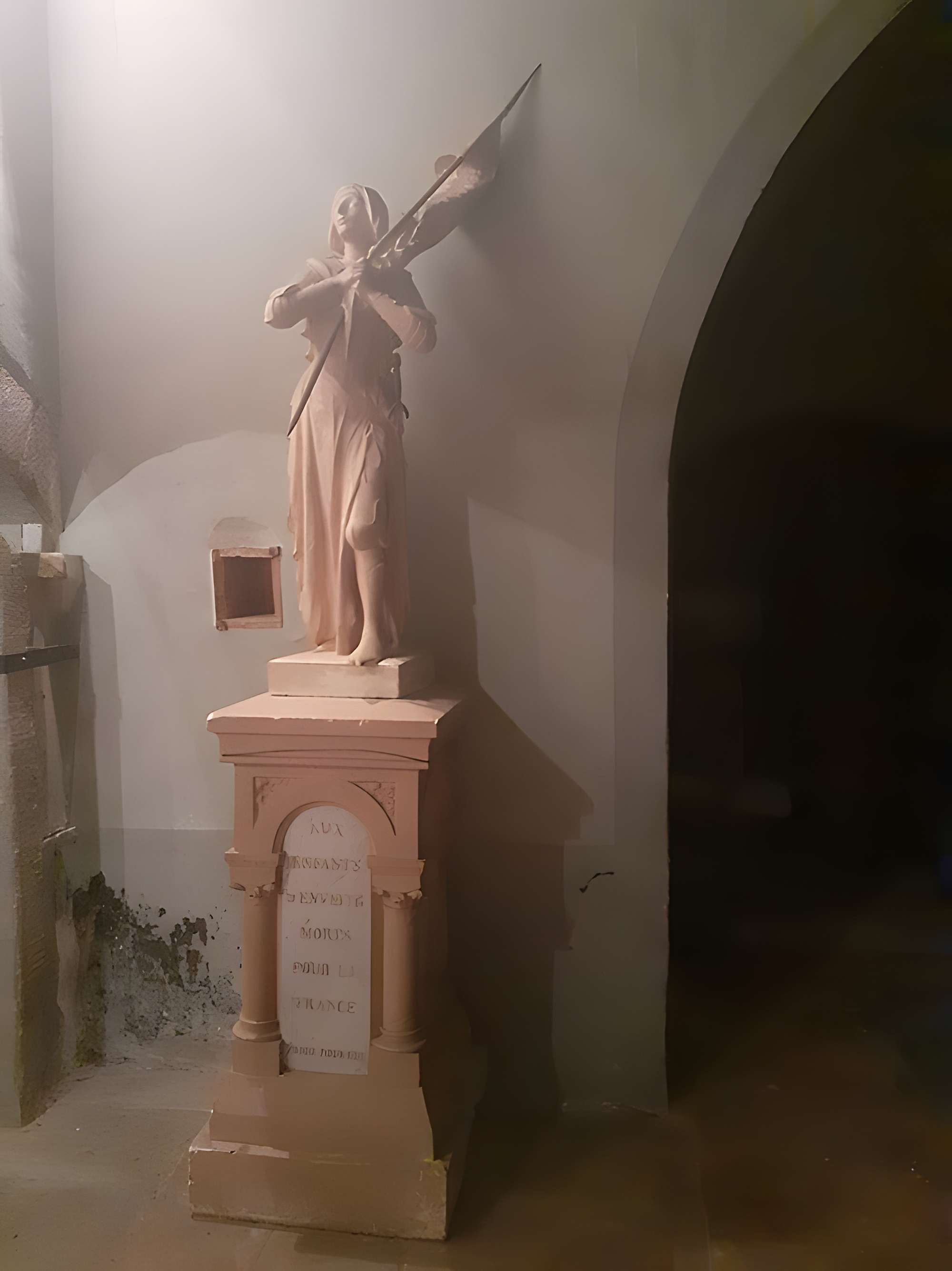 Église Saint-Saturnin d'Enveitg