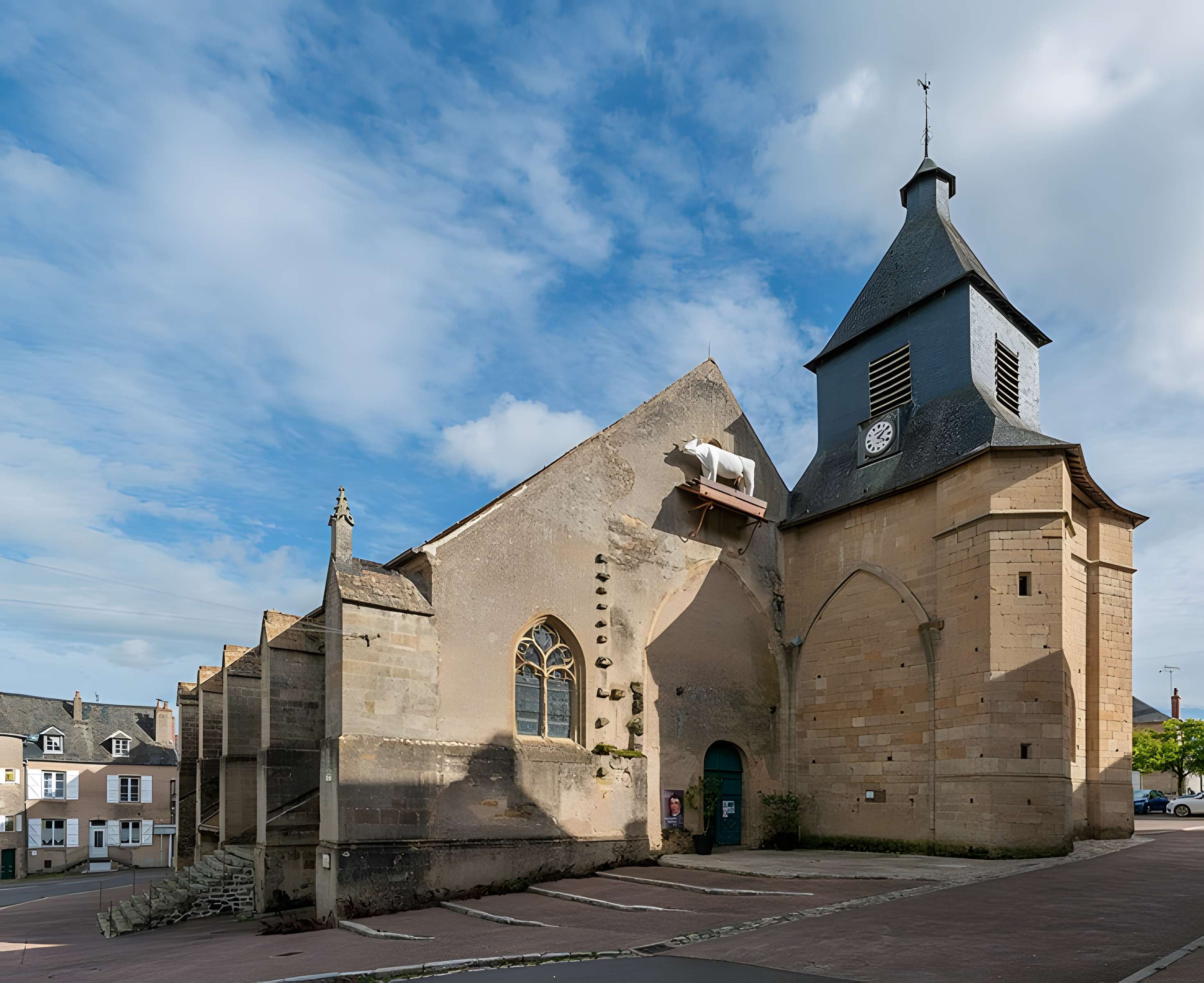 Église Saint-Saulge de Saint-Saulge
