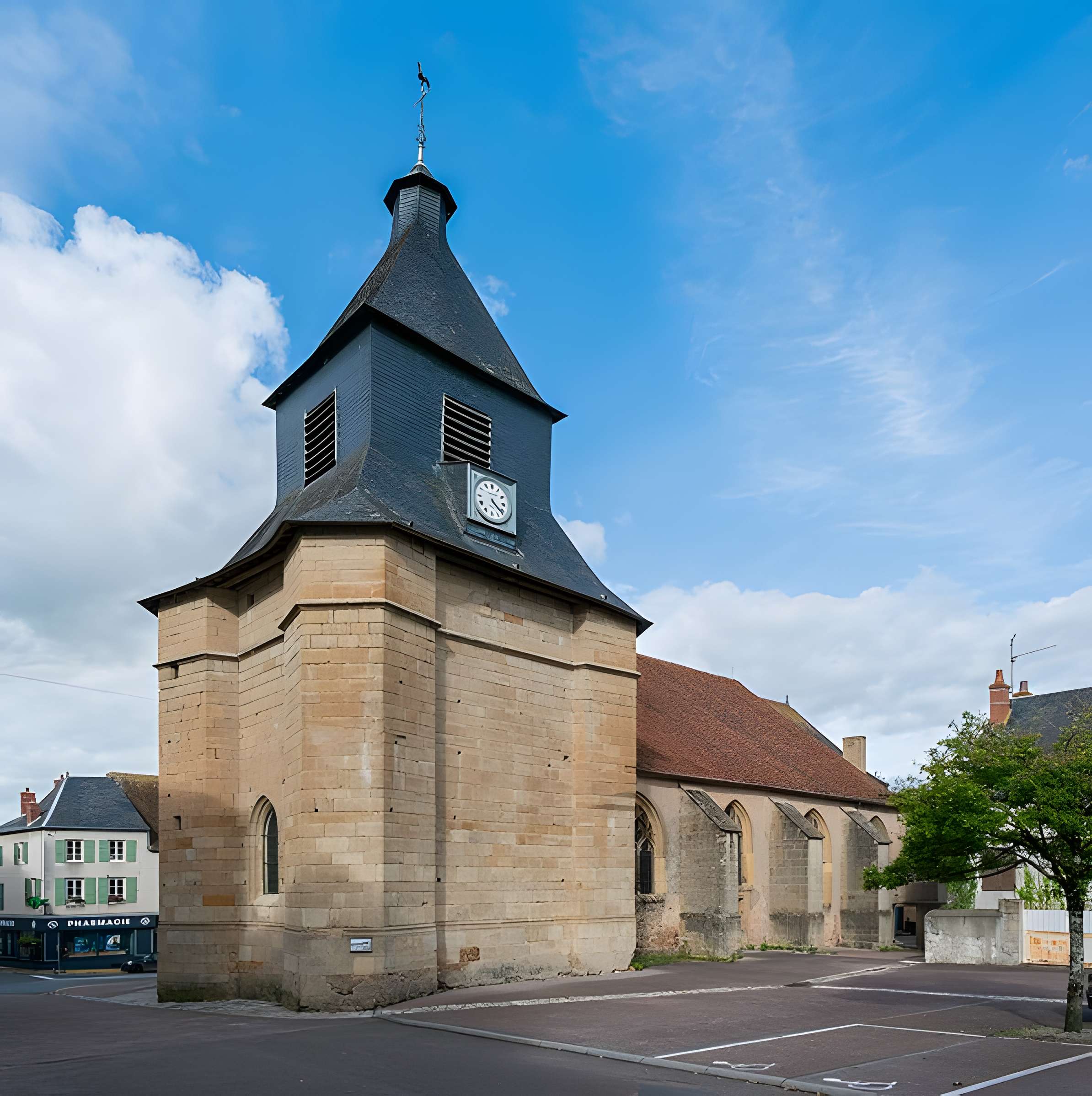 Église Saint-Saulge de Saint-Saulge