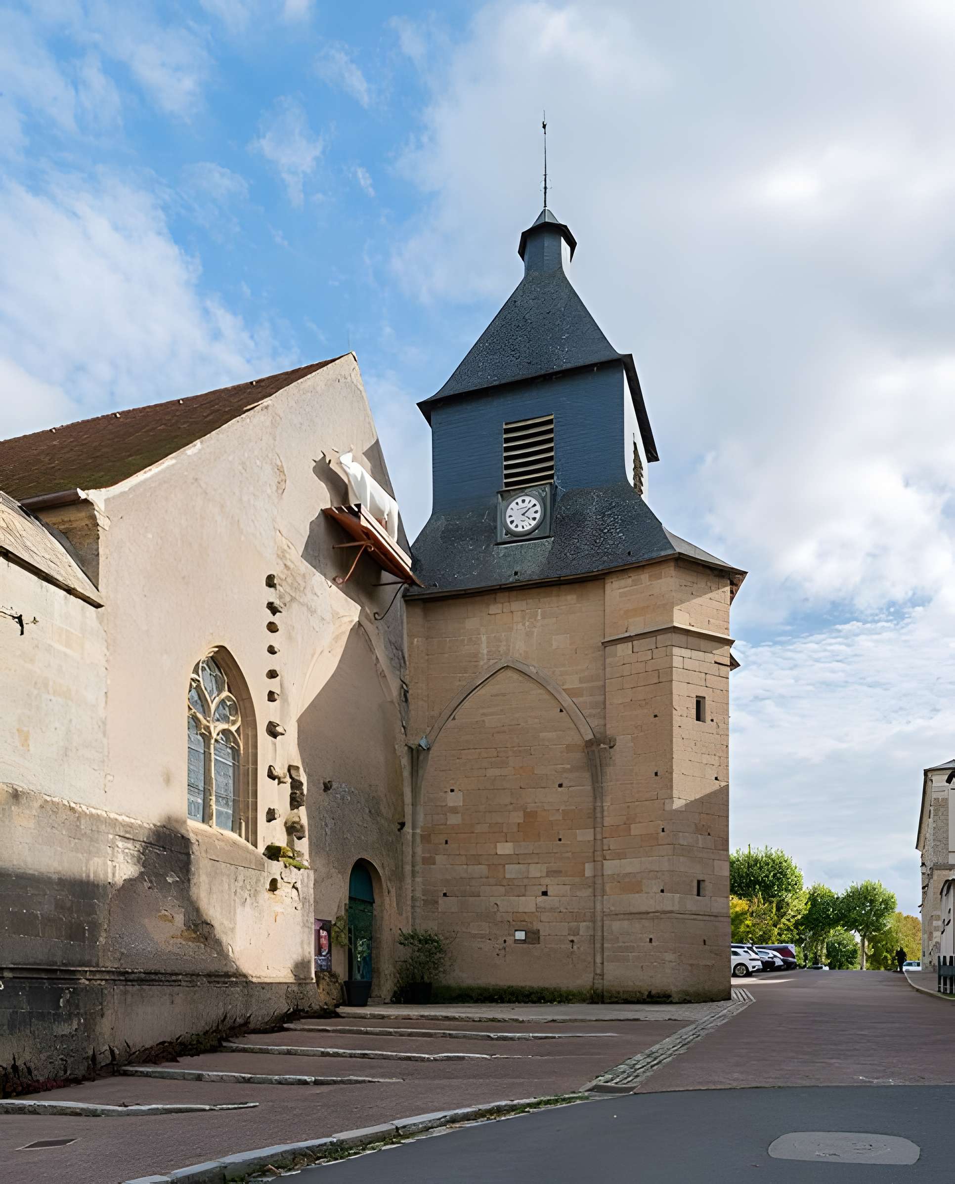 Église Saint-Saulge de Saint-Saulge