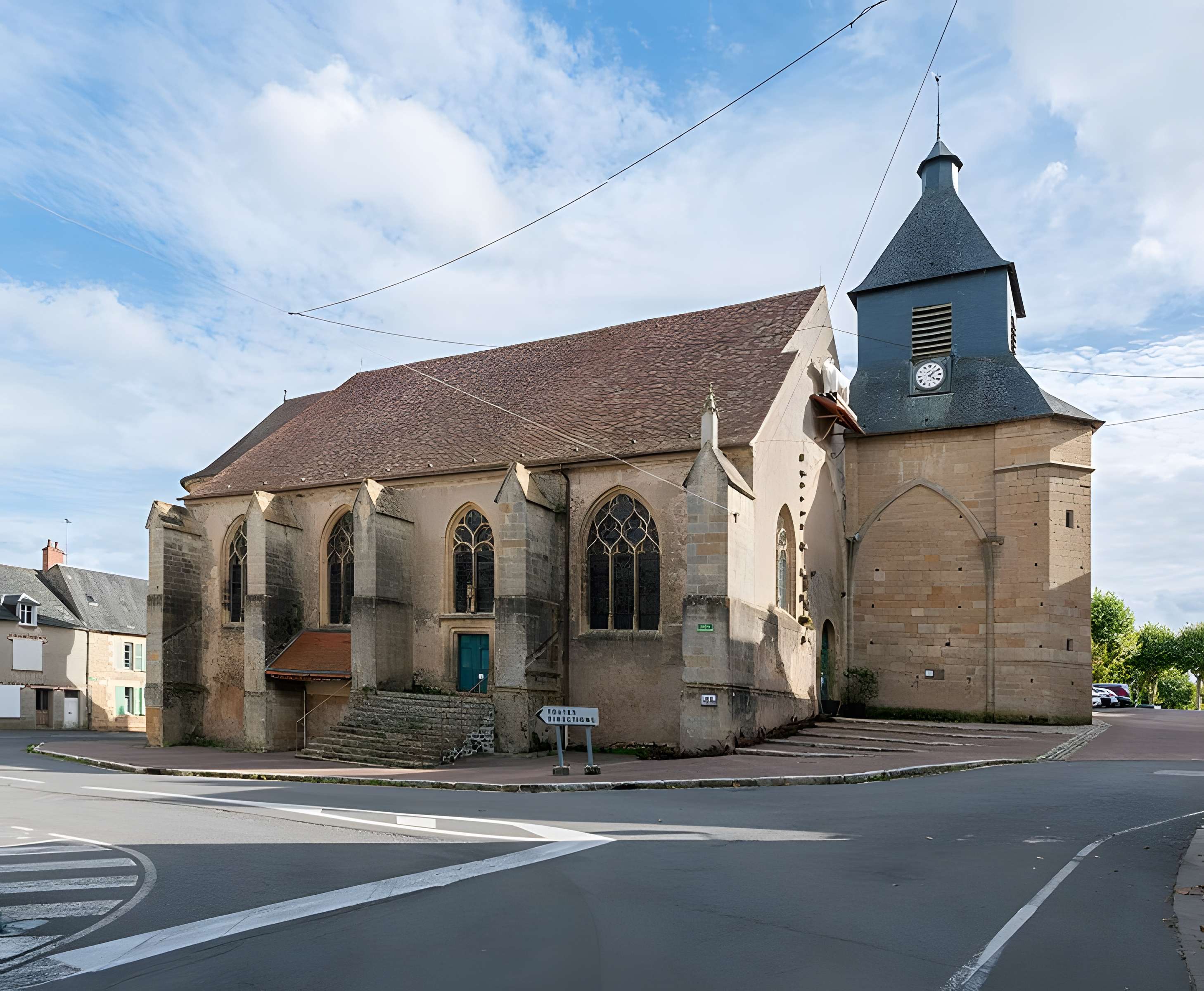 Église Saint-Saulge de Saint-Saulge